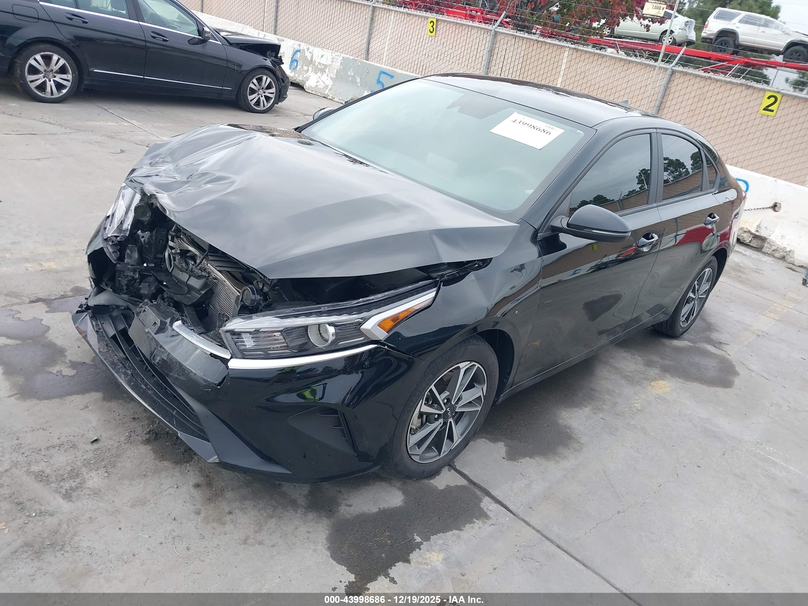 KIA FORTE image 2