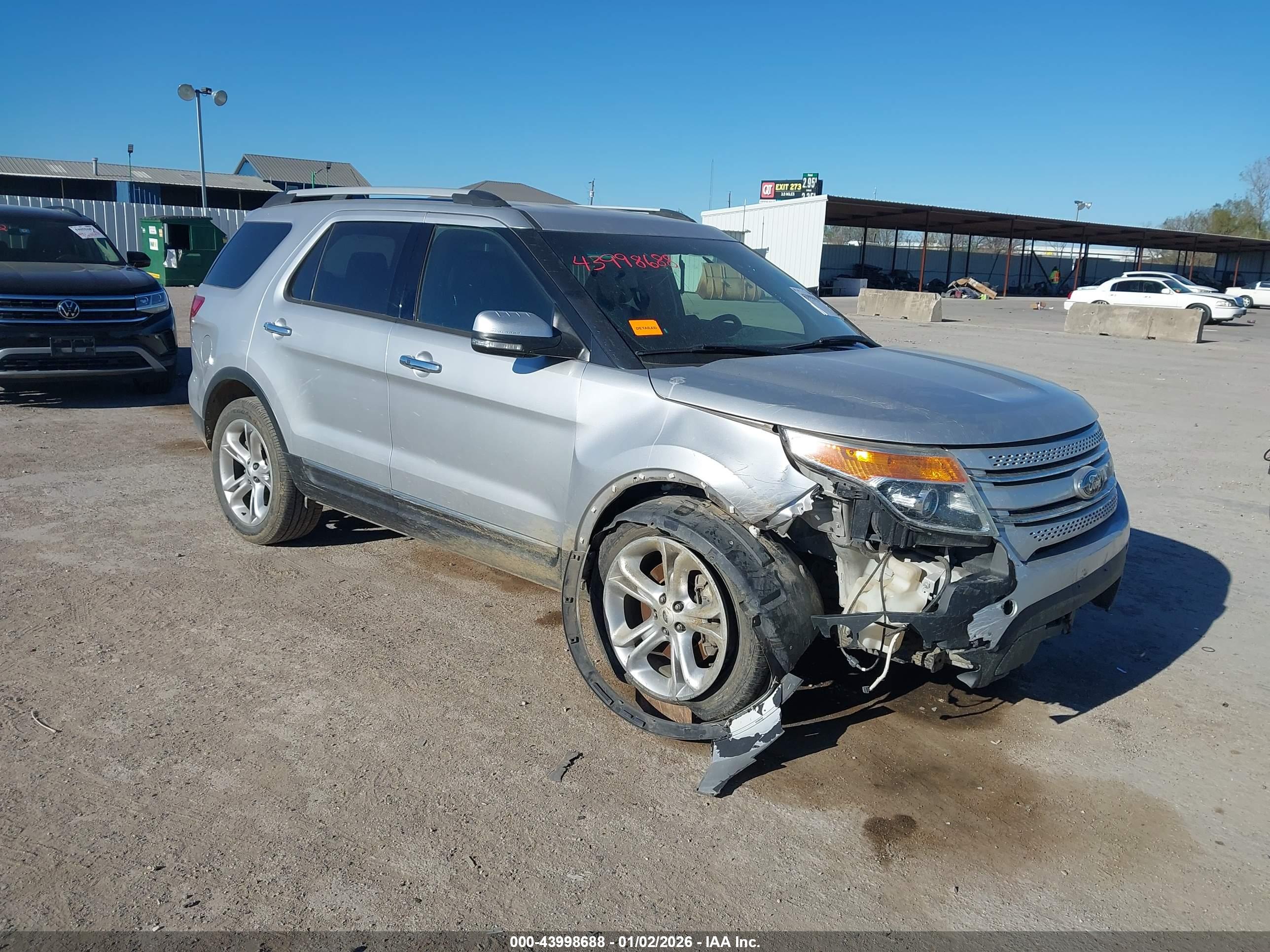 FORD EXPLORER image 6