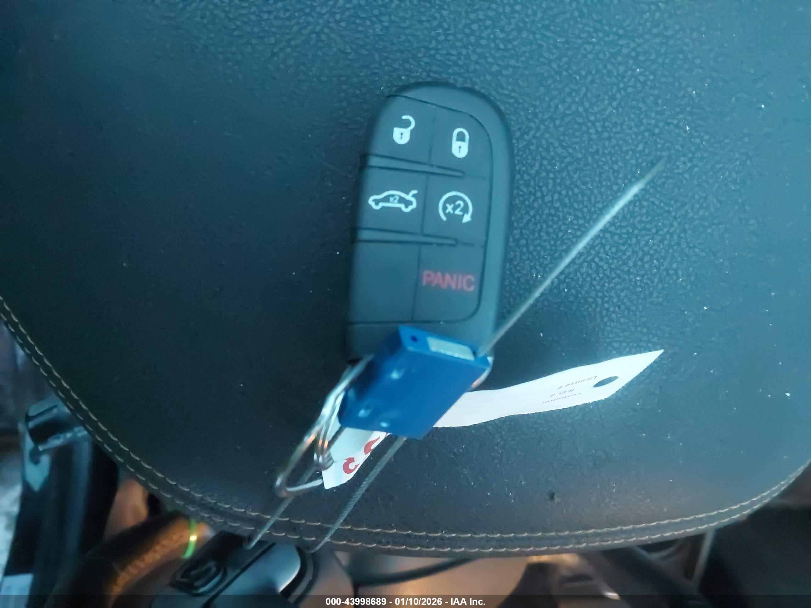 CHRYSLER 300 image 11
