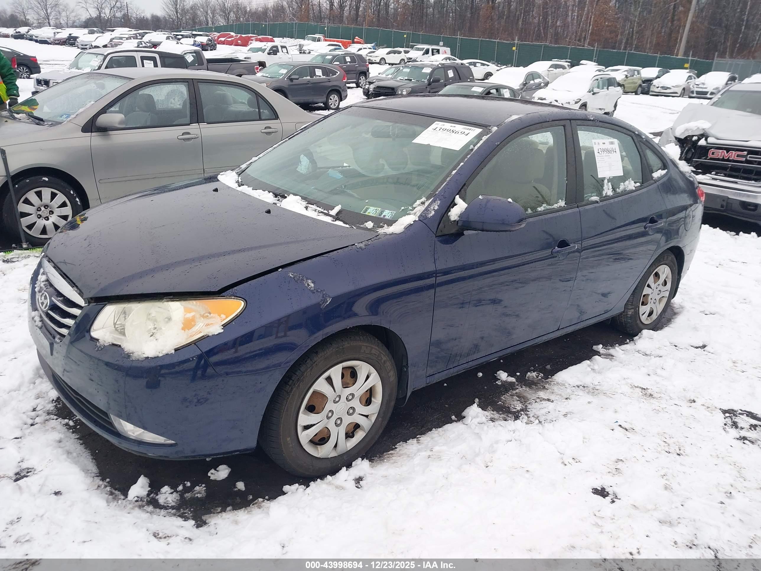 HYUNDAI ELANTRA image 2