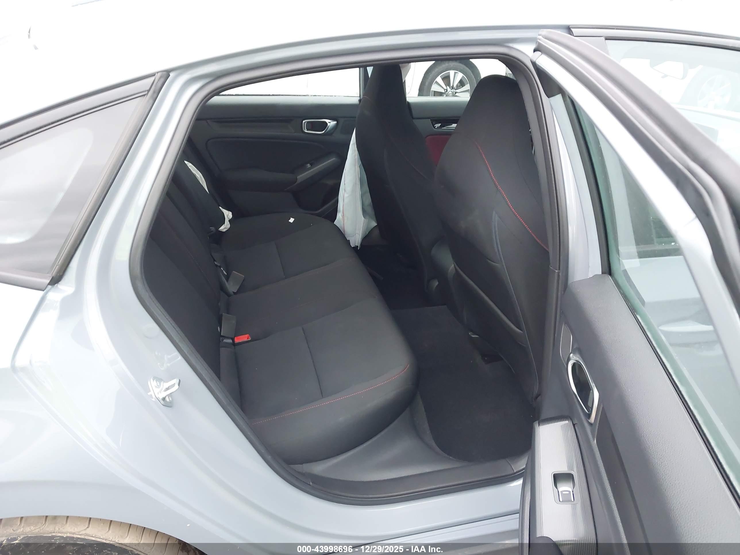 HONDA CIVIC image 8