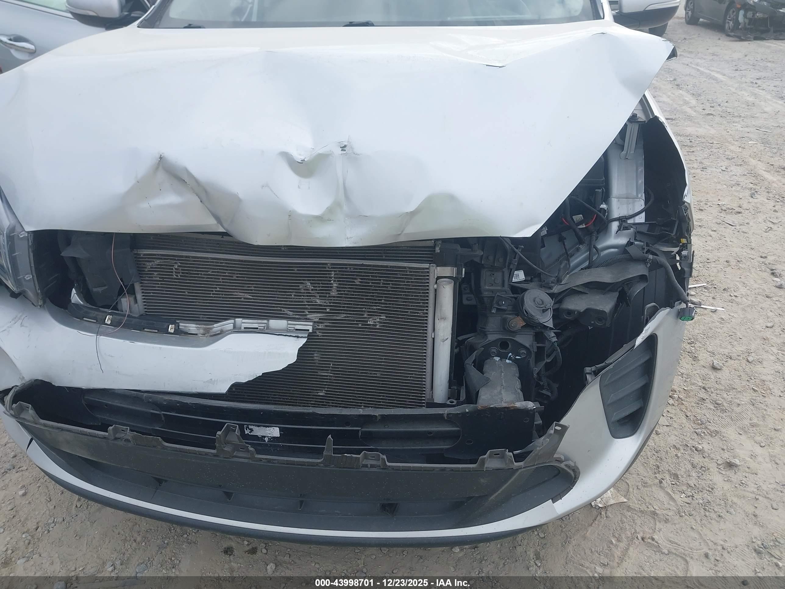 KIA SORENTO image 6