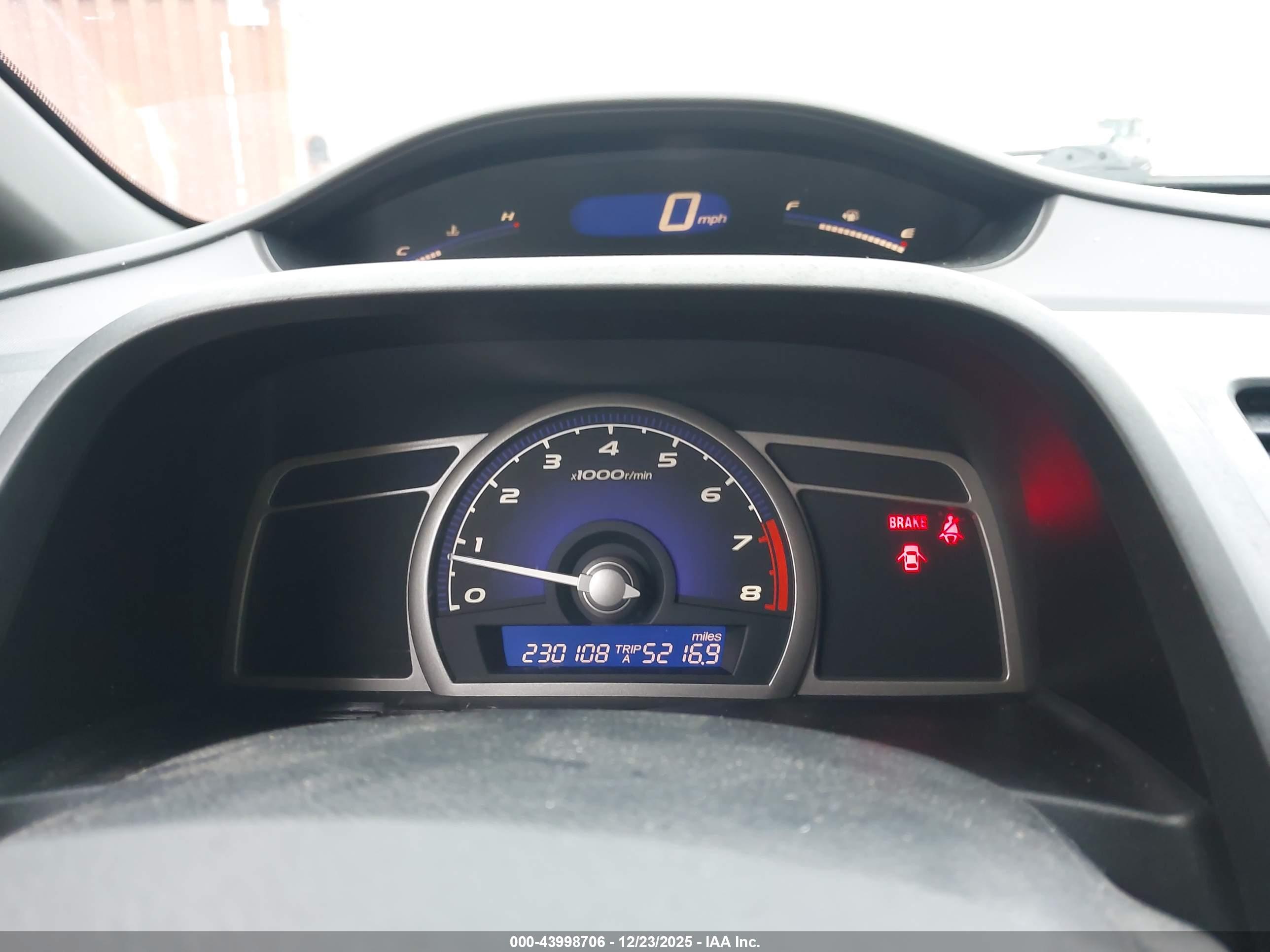 HONDA CIVIC image 7