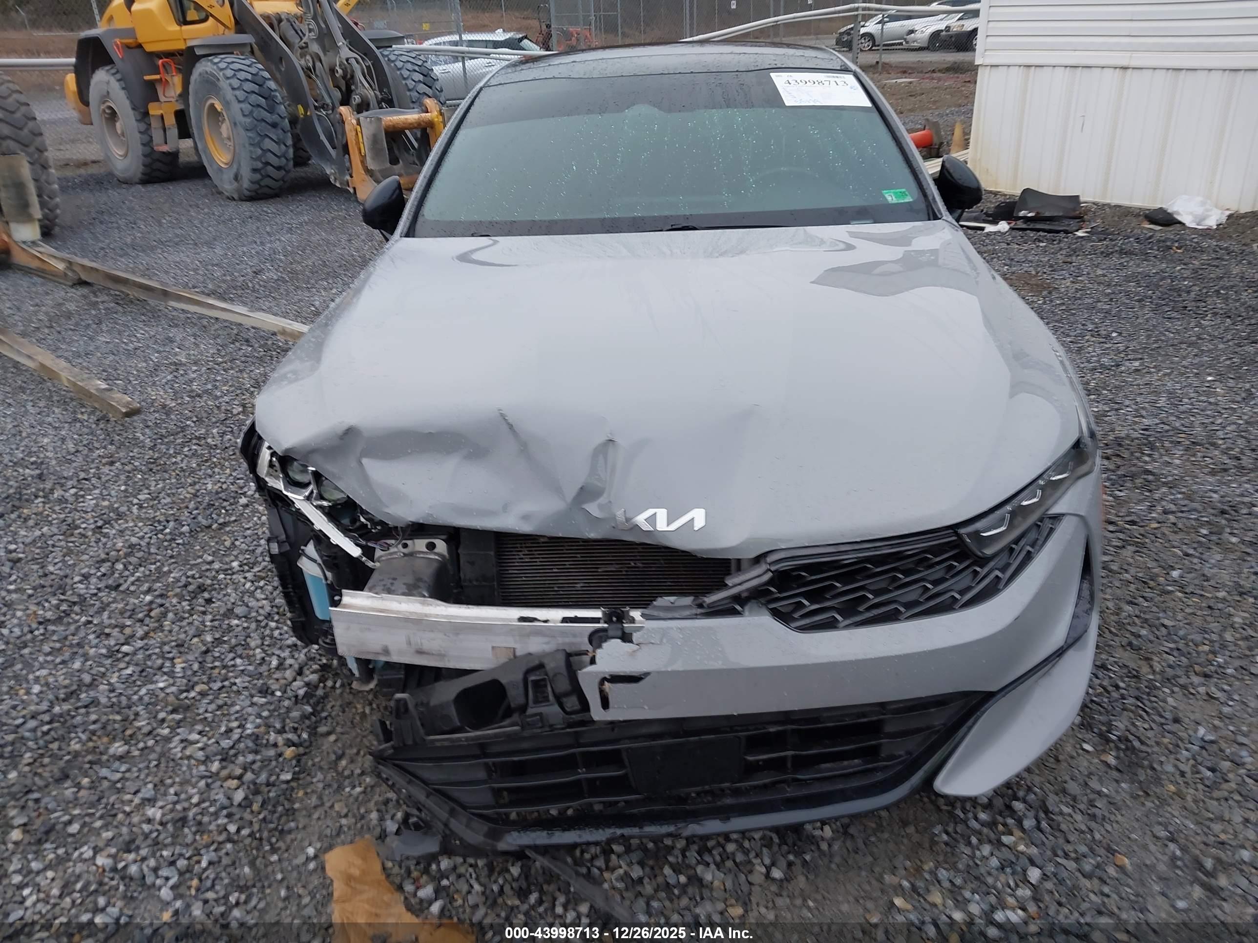 KIA K5 image 6