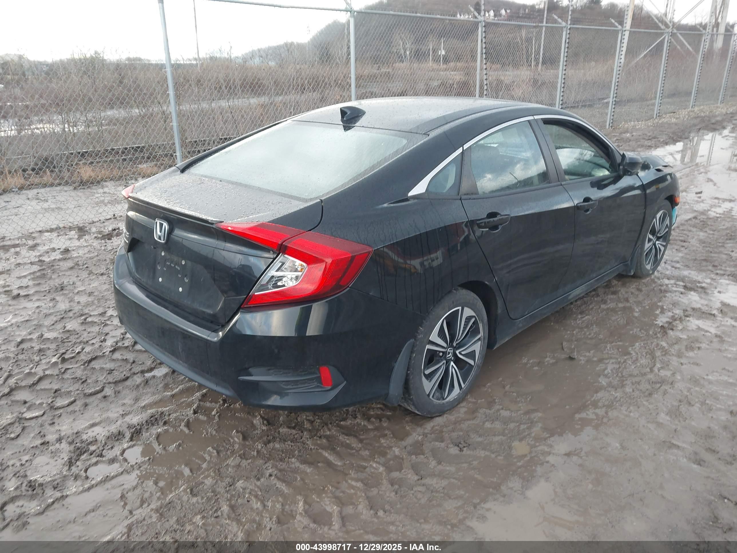 HONDA CIVIC image 4