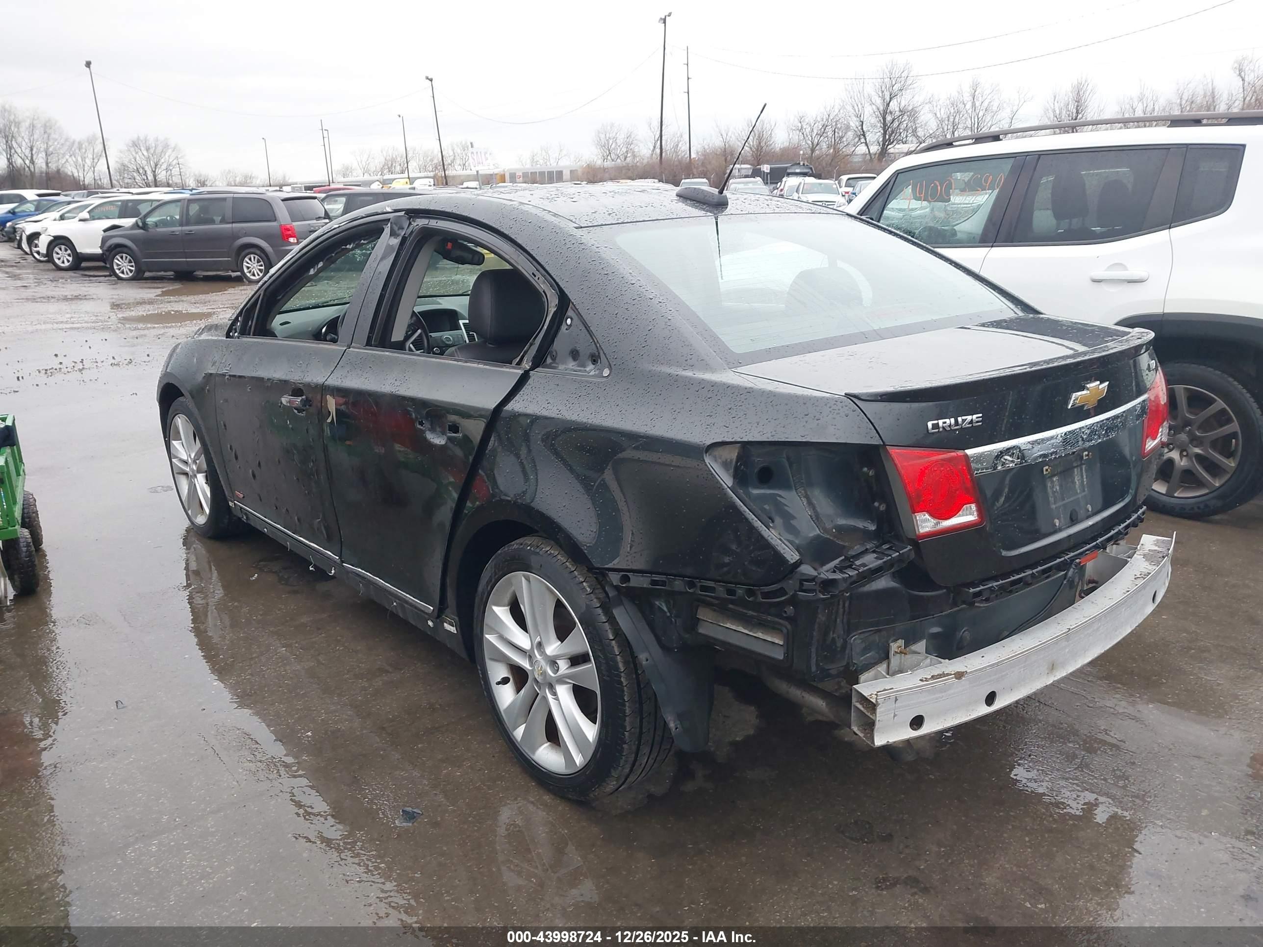 CHEVROLET CRUZE image 3