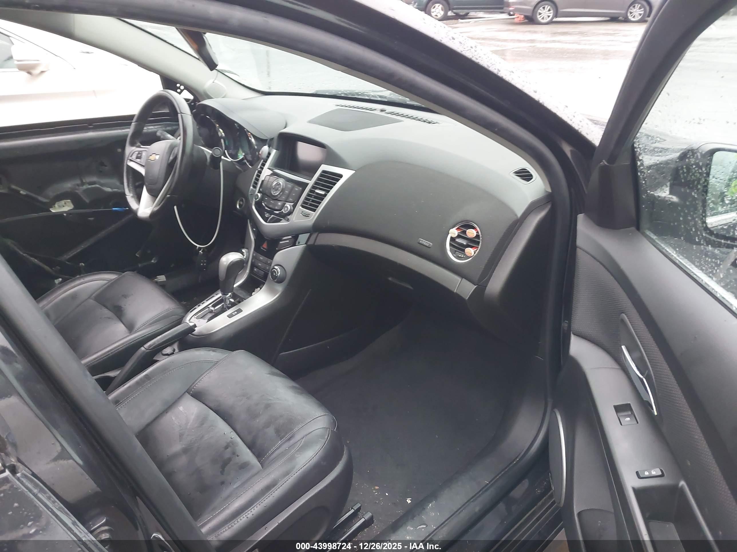 CHEVROLET CRUZE image 5