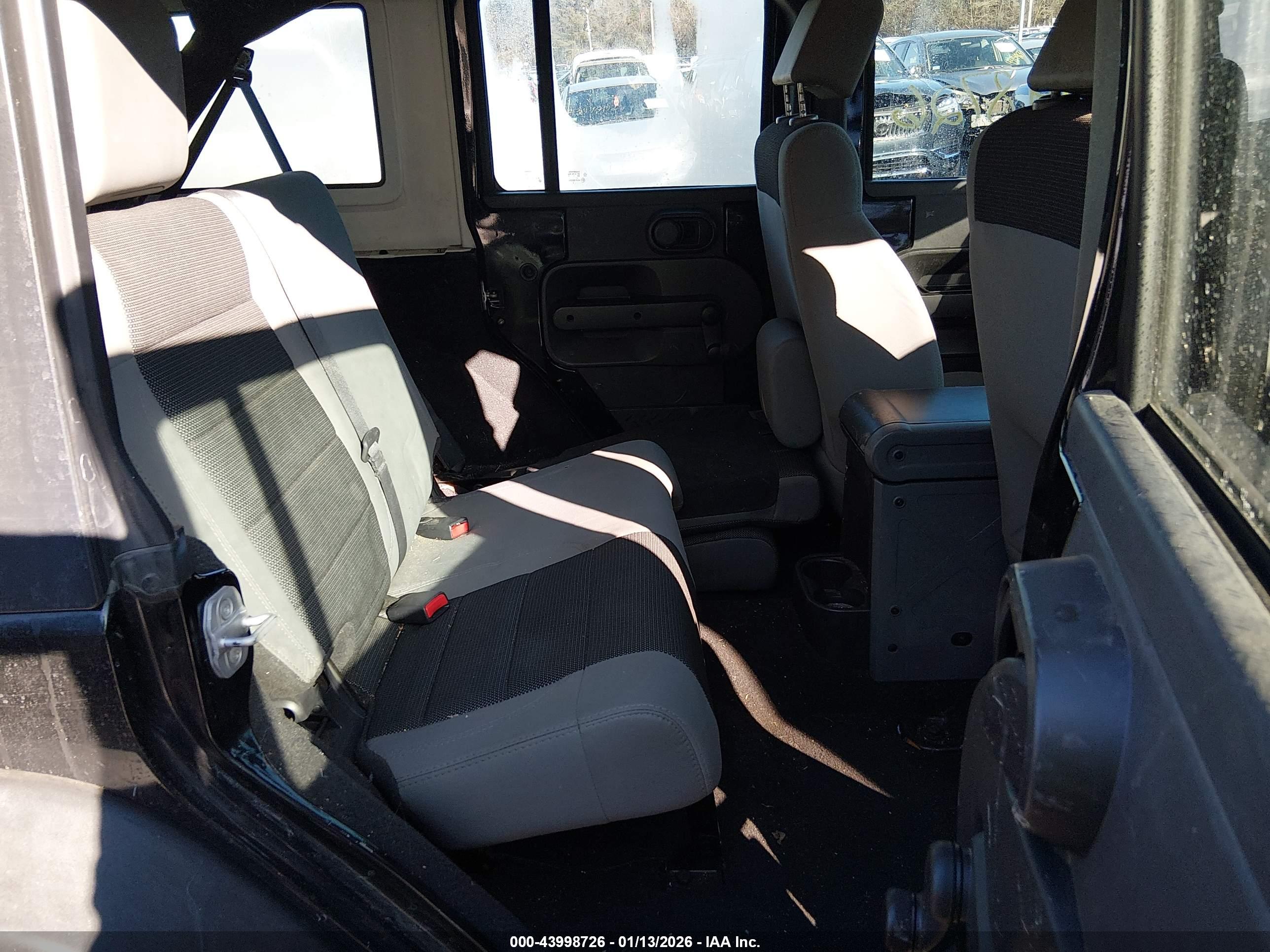 JEEP WRANGLER image 8