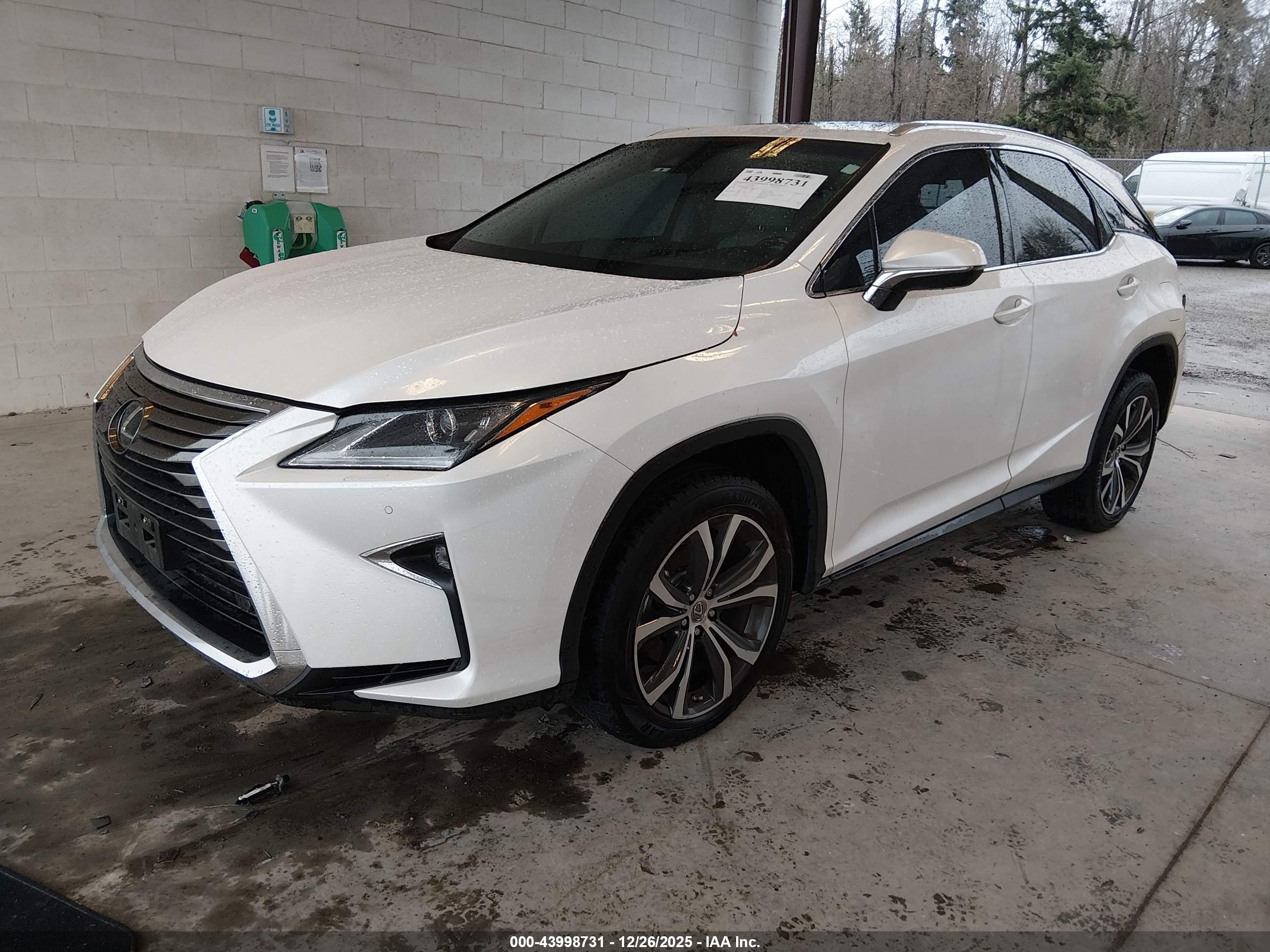 LEXUS RX image 2