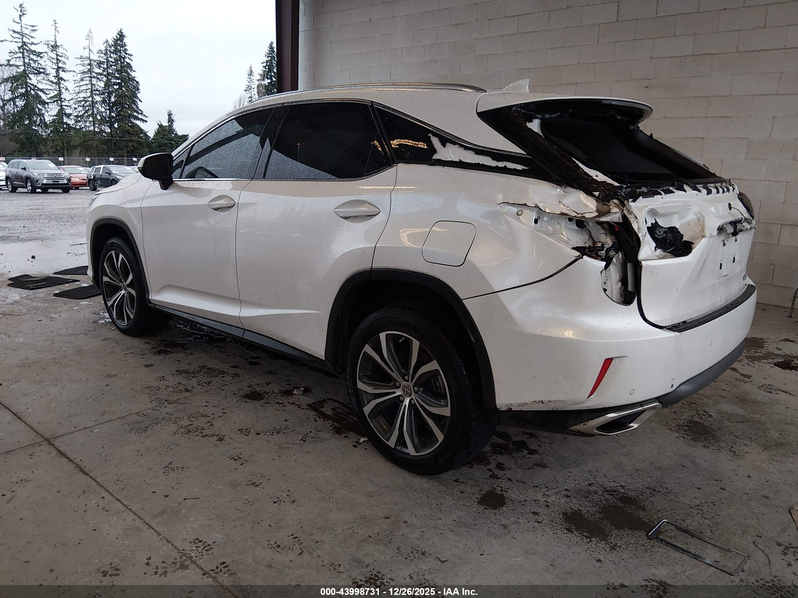 LEXUS RX image 3
