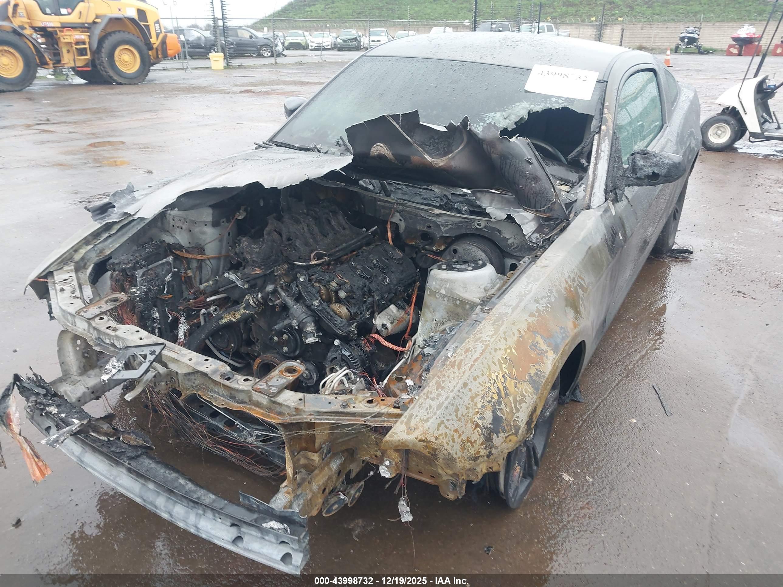FORD MUSTANG image 6