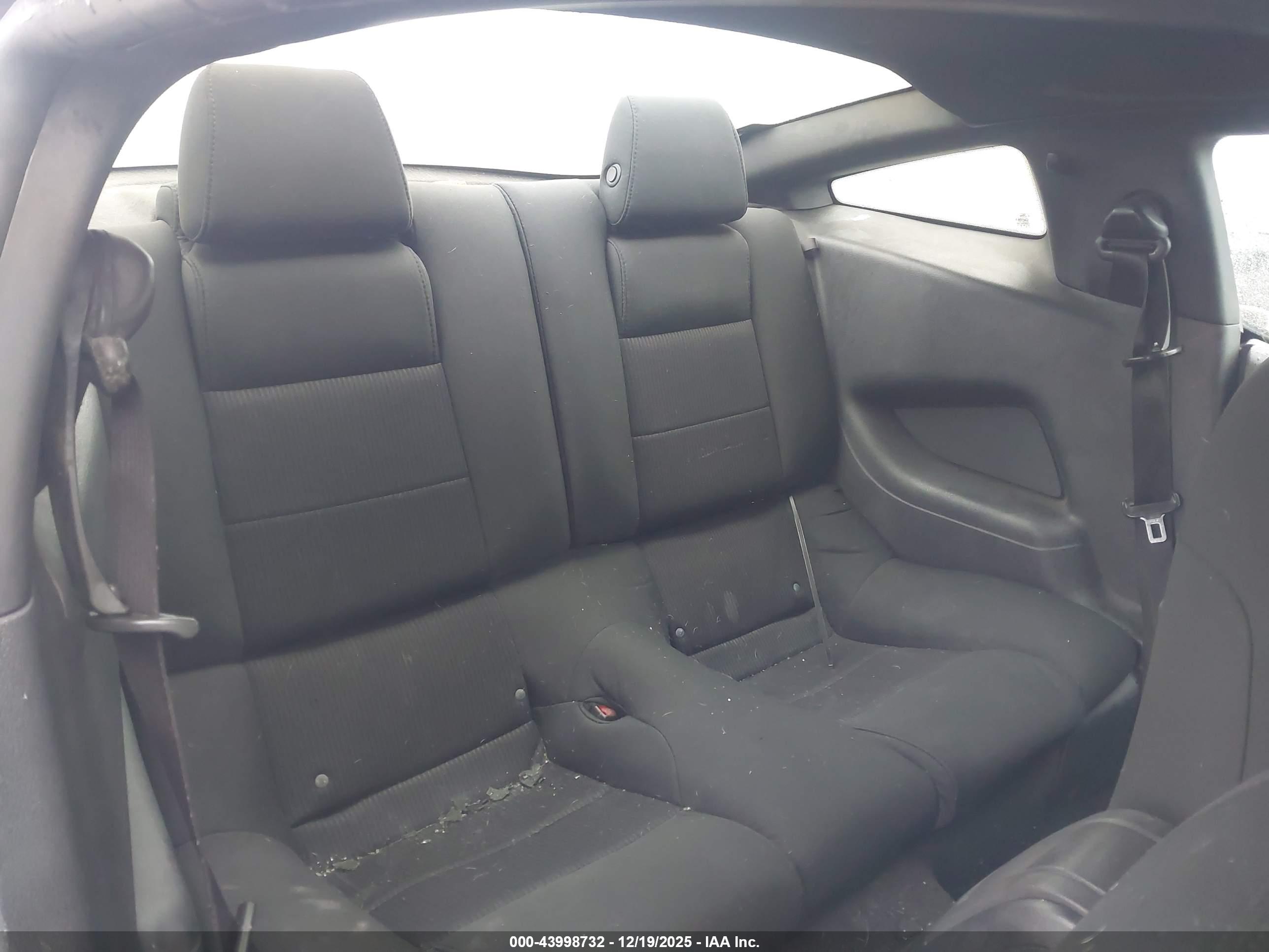 FORD MUSTANG image 8
