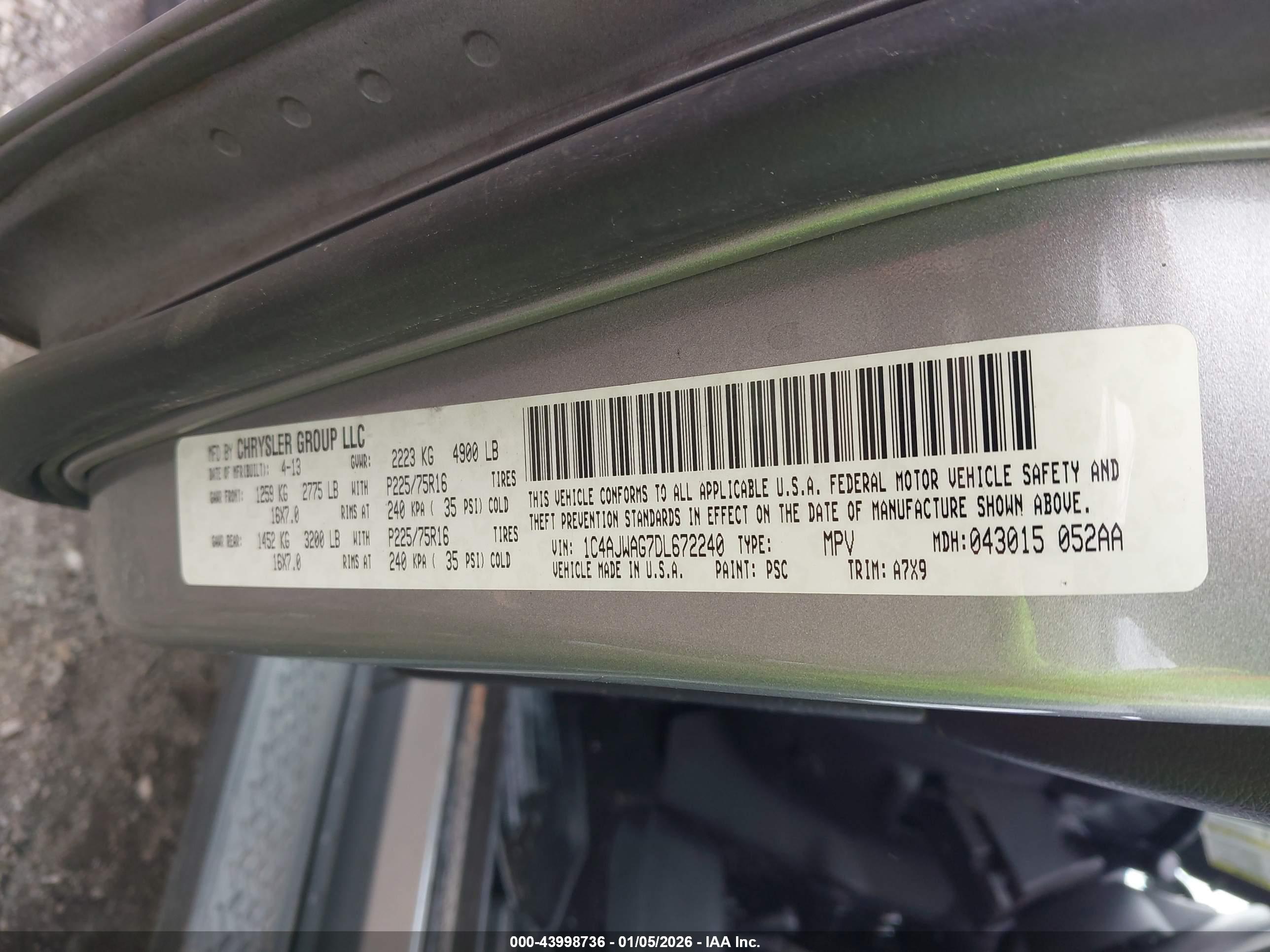 JEEP WRANGLER image 9