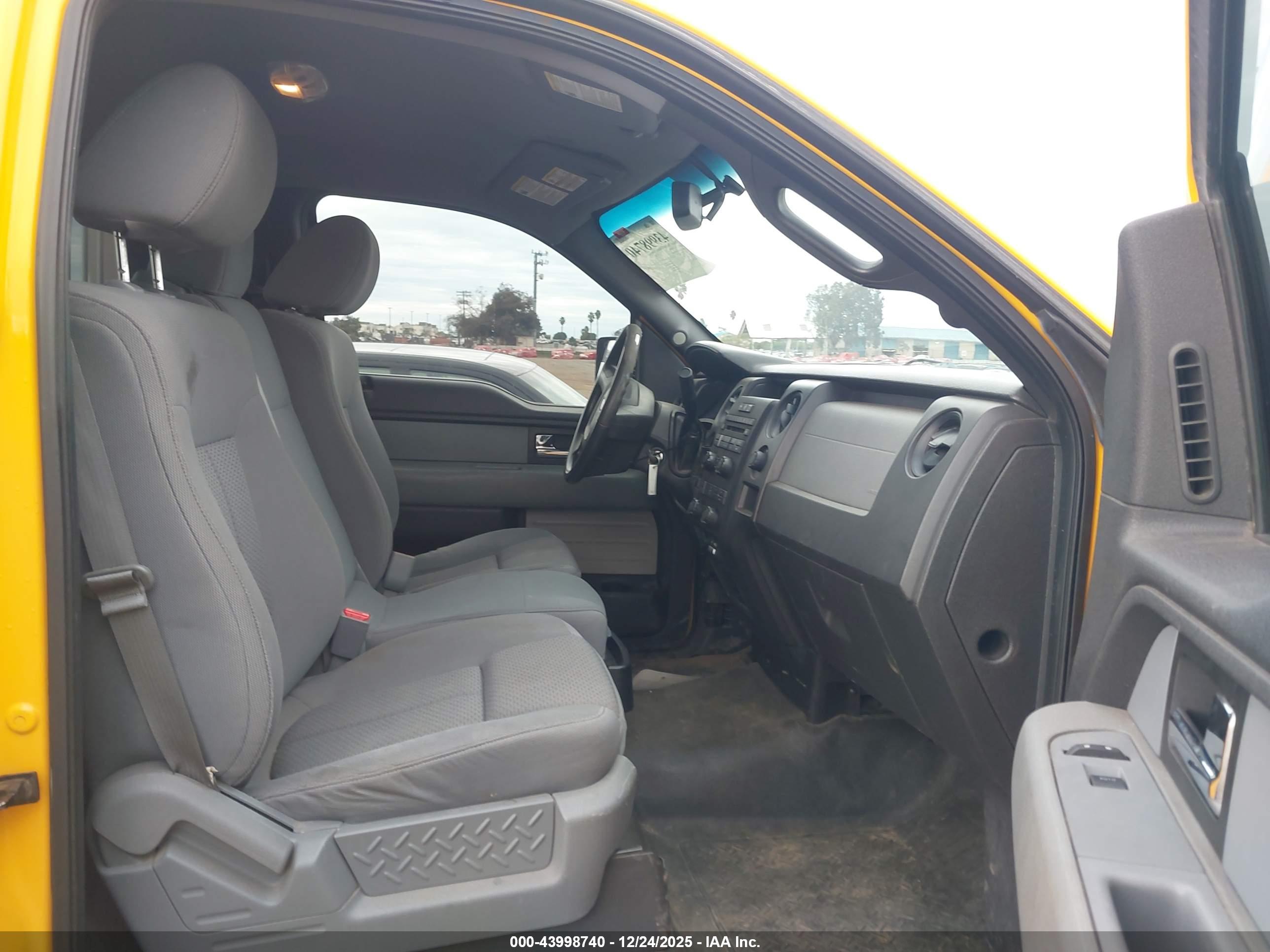 FORD F-150 image 5
