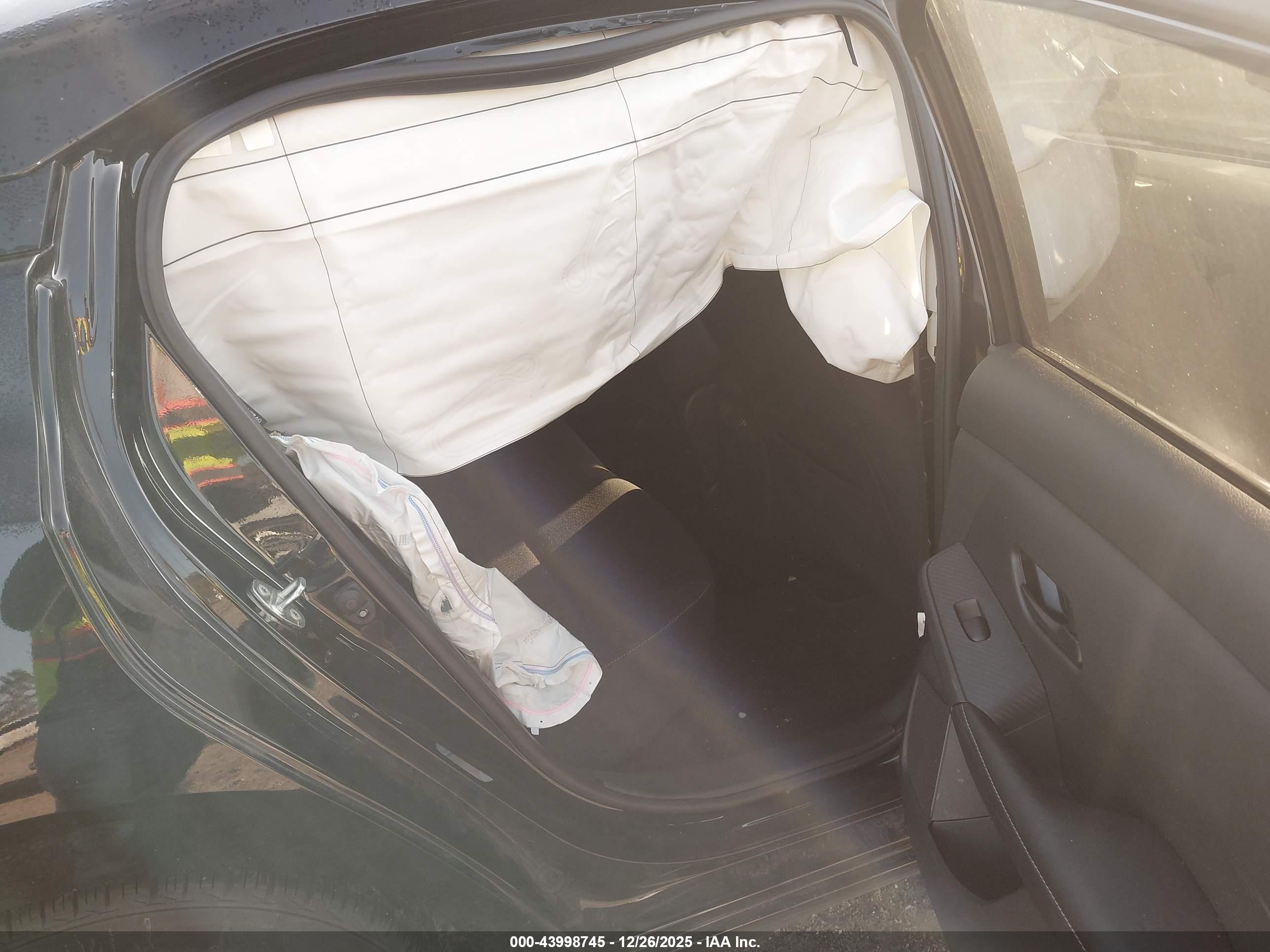 NISSAN SENTRA image 8
