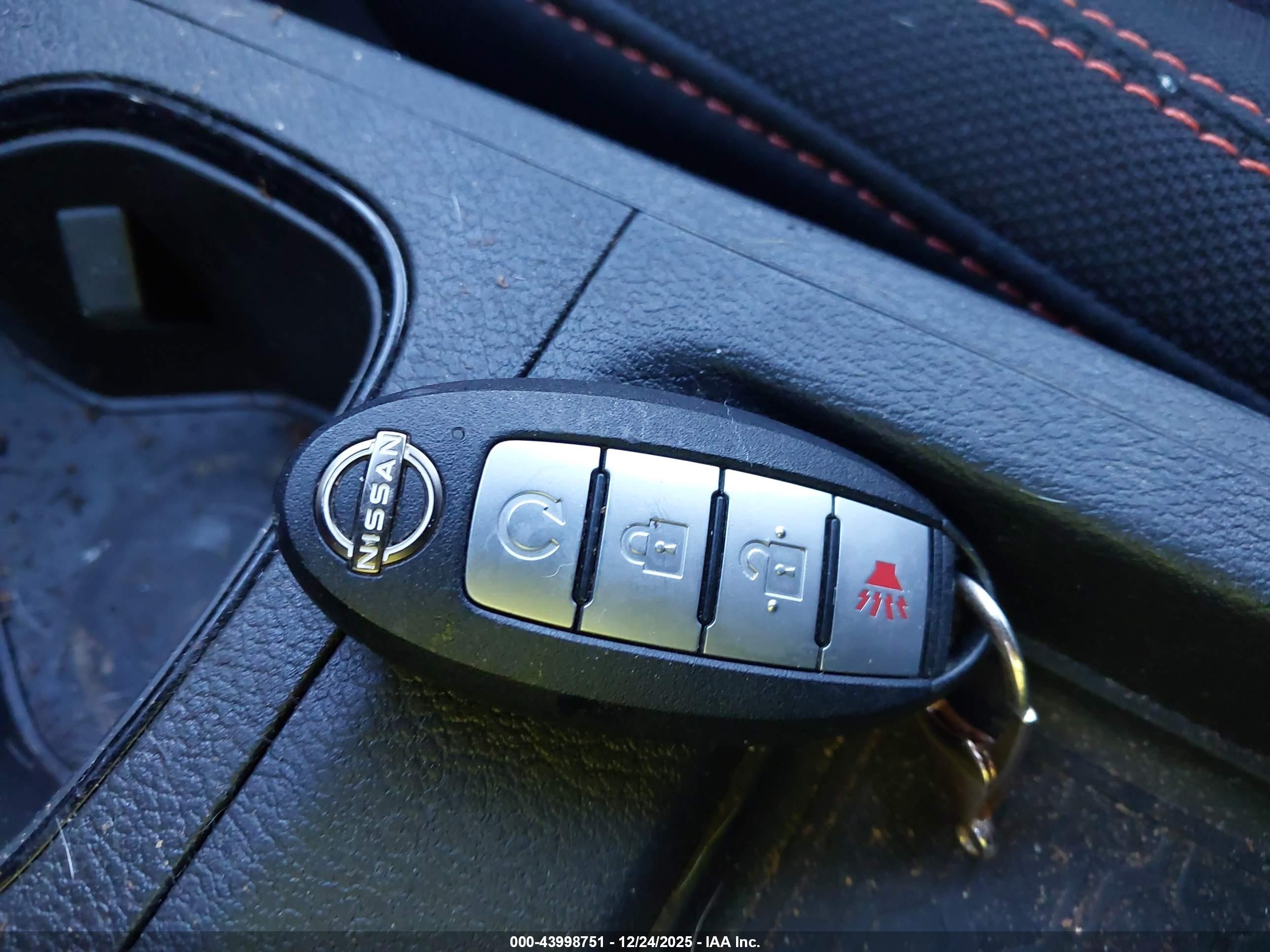 NISSAN FRONTIER image 11