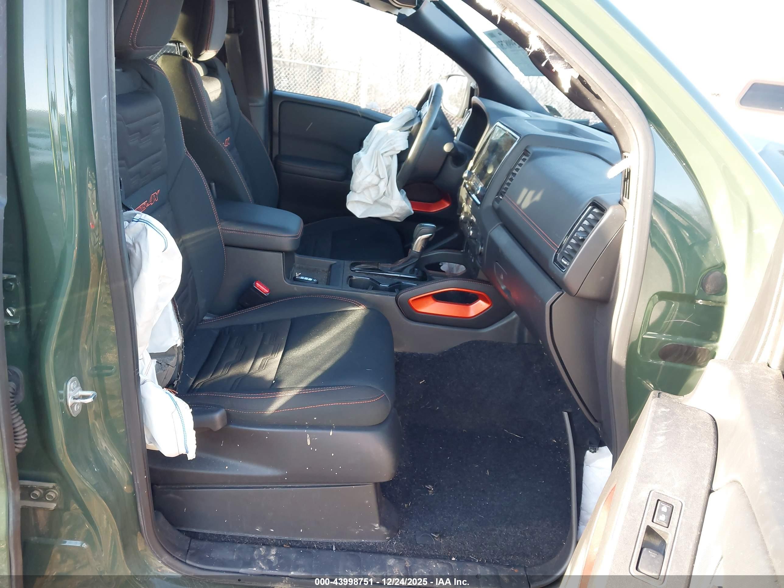 NISSAN FRONTIER image 5