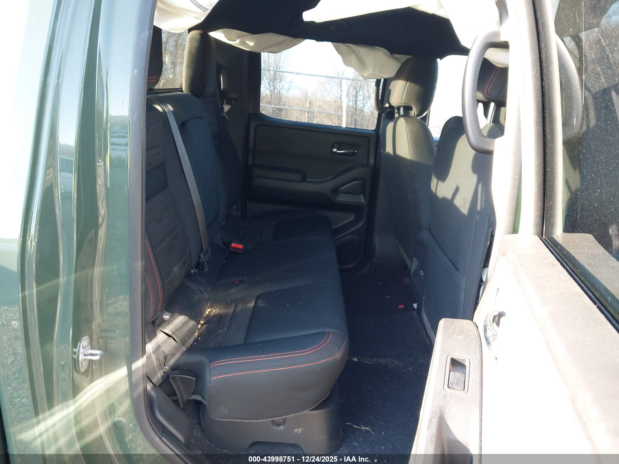 NISSAN FRONTIER image 8