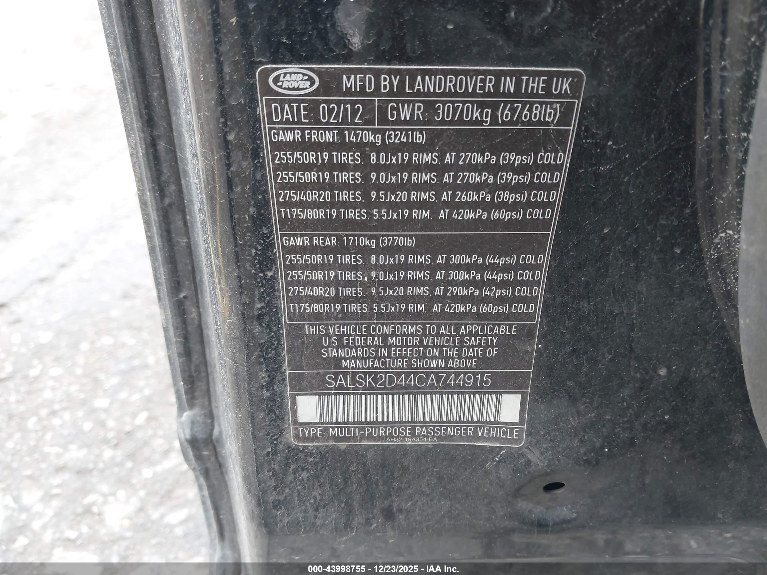 LAND ROVER image 9