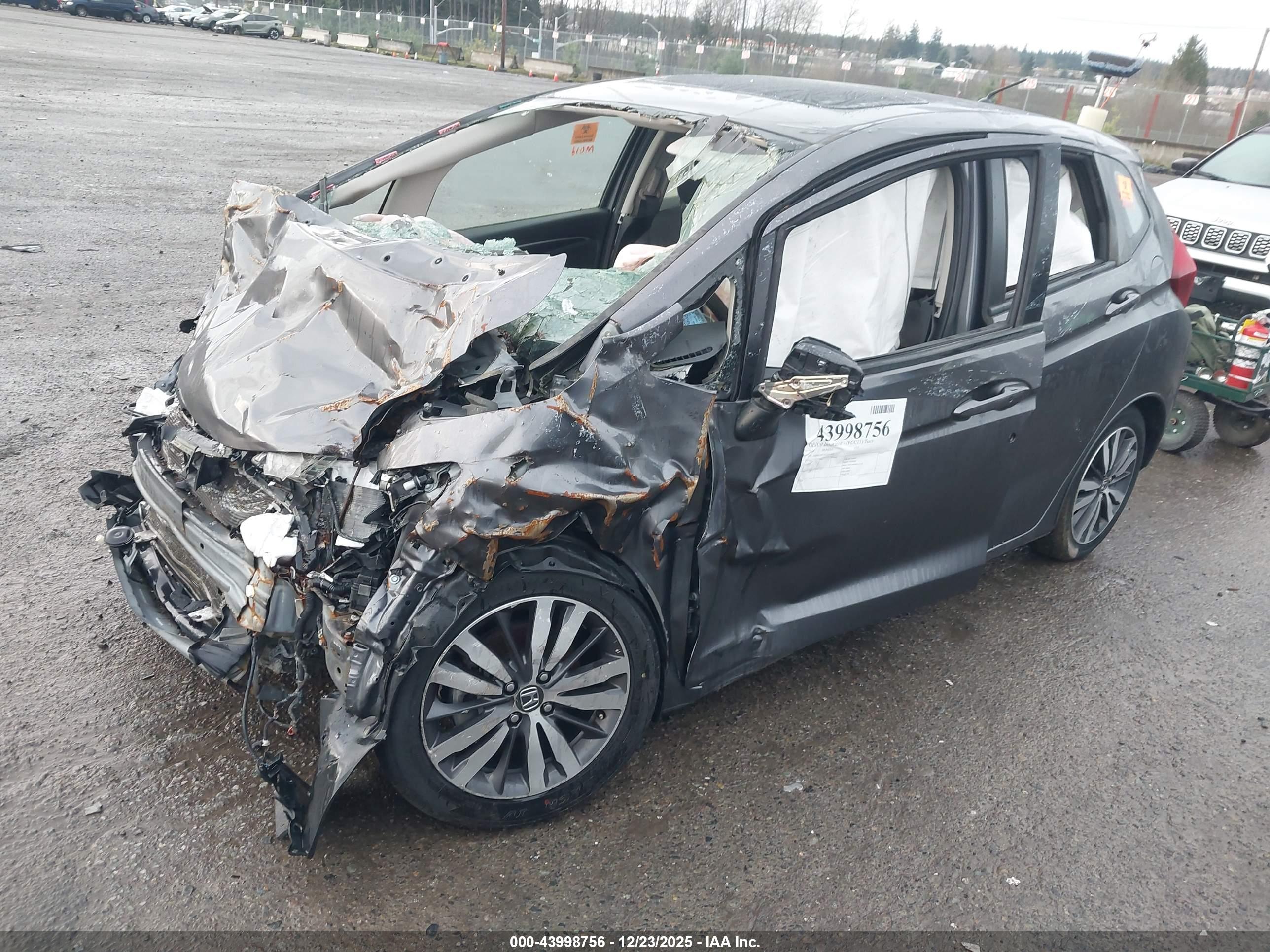 HONDA FIT image 2