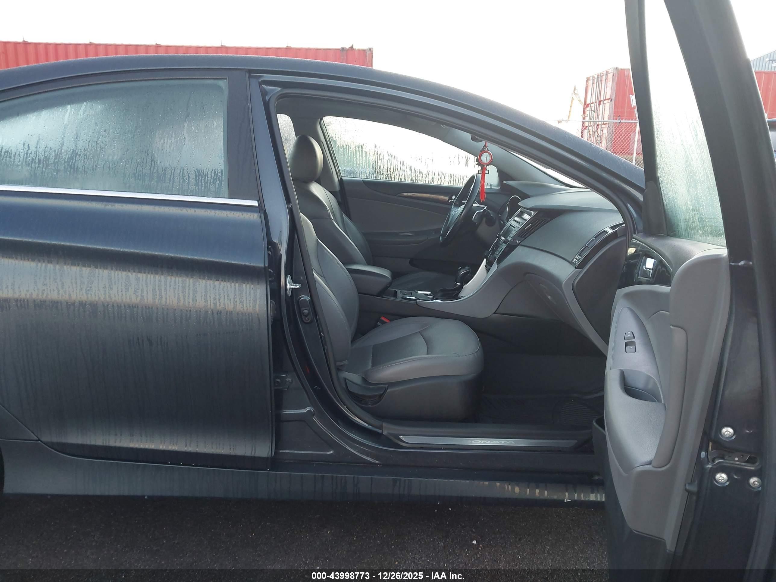 HYUNDAI SONATA image 5