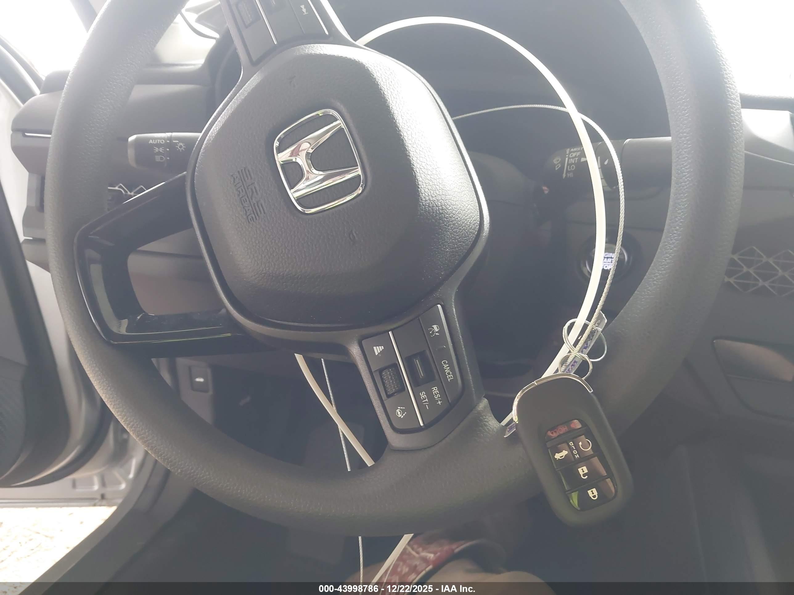 HONDA ACCORD image 11