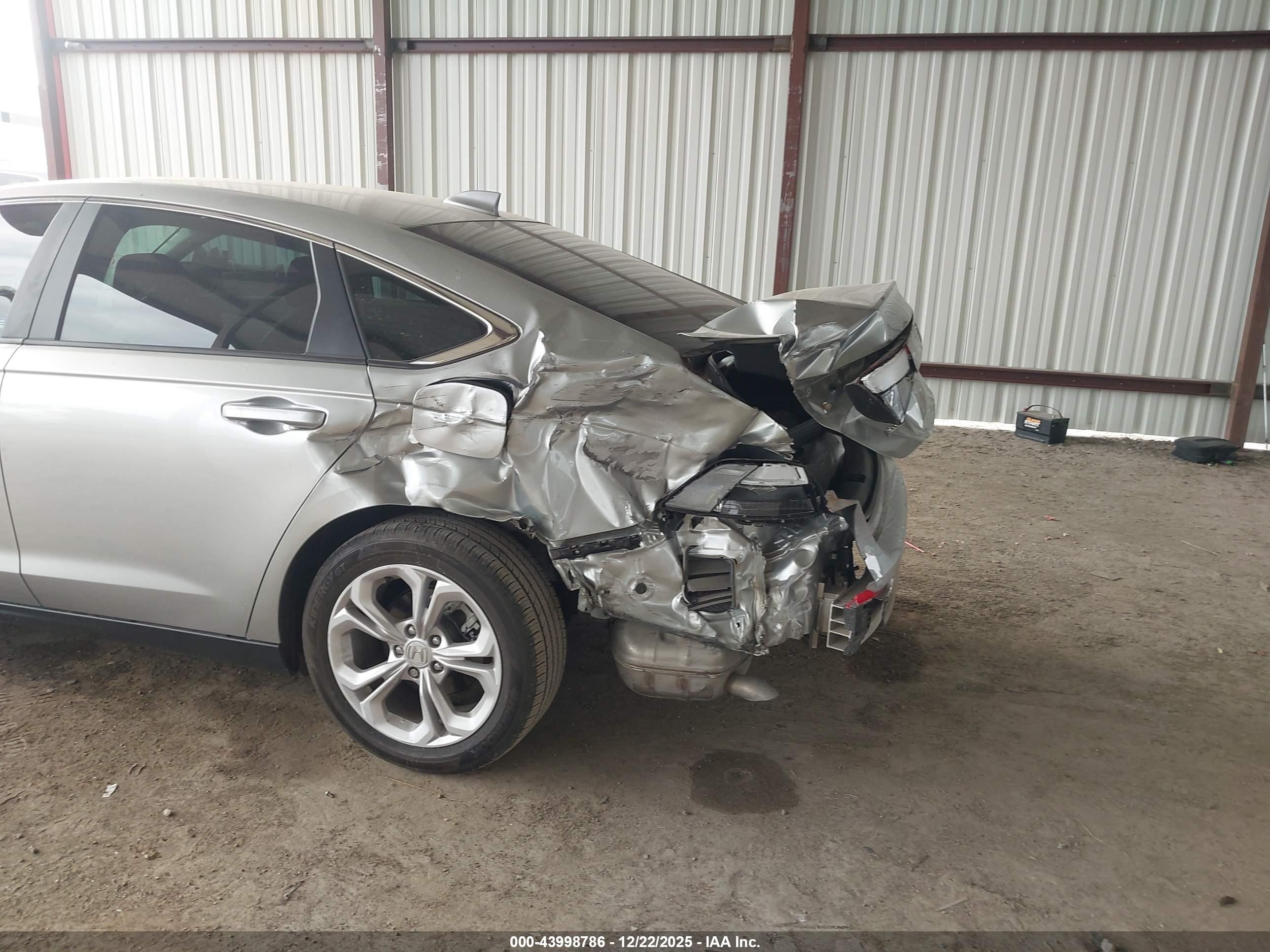 HONDA ACCORD image 6