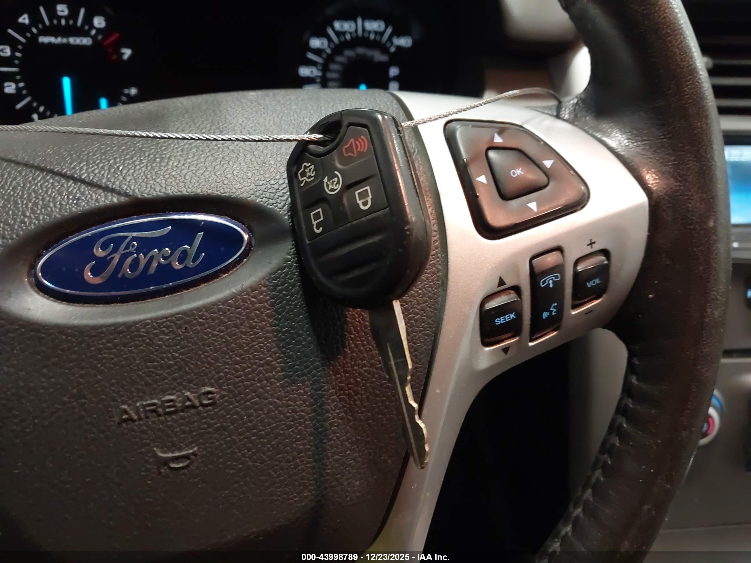FORD EDGE image 11