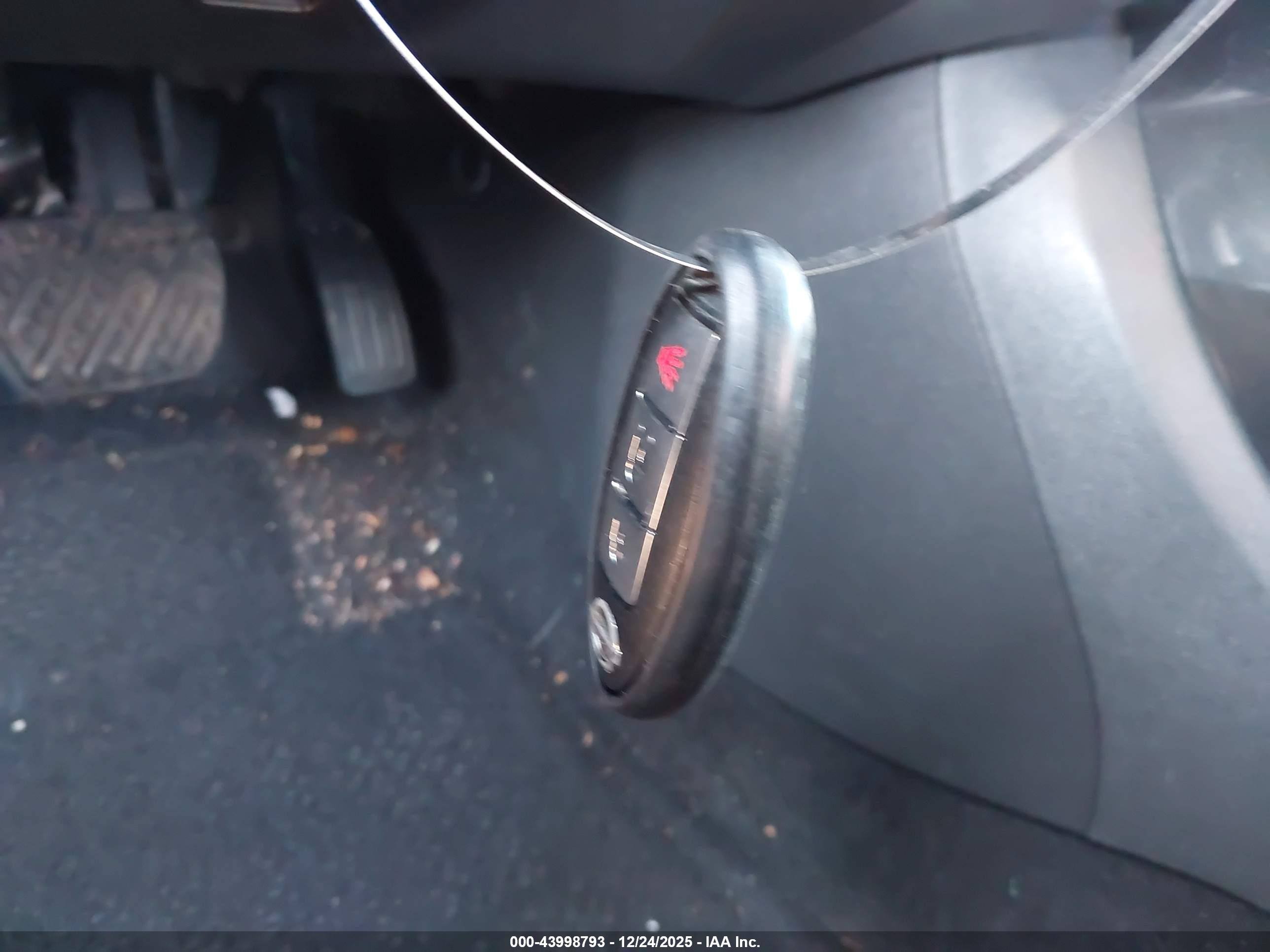 NISSAN JUKE image 11