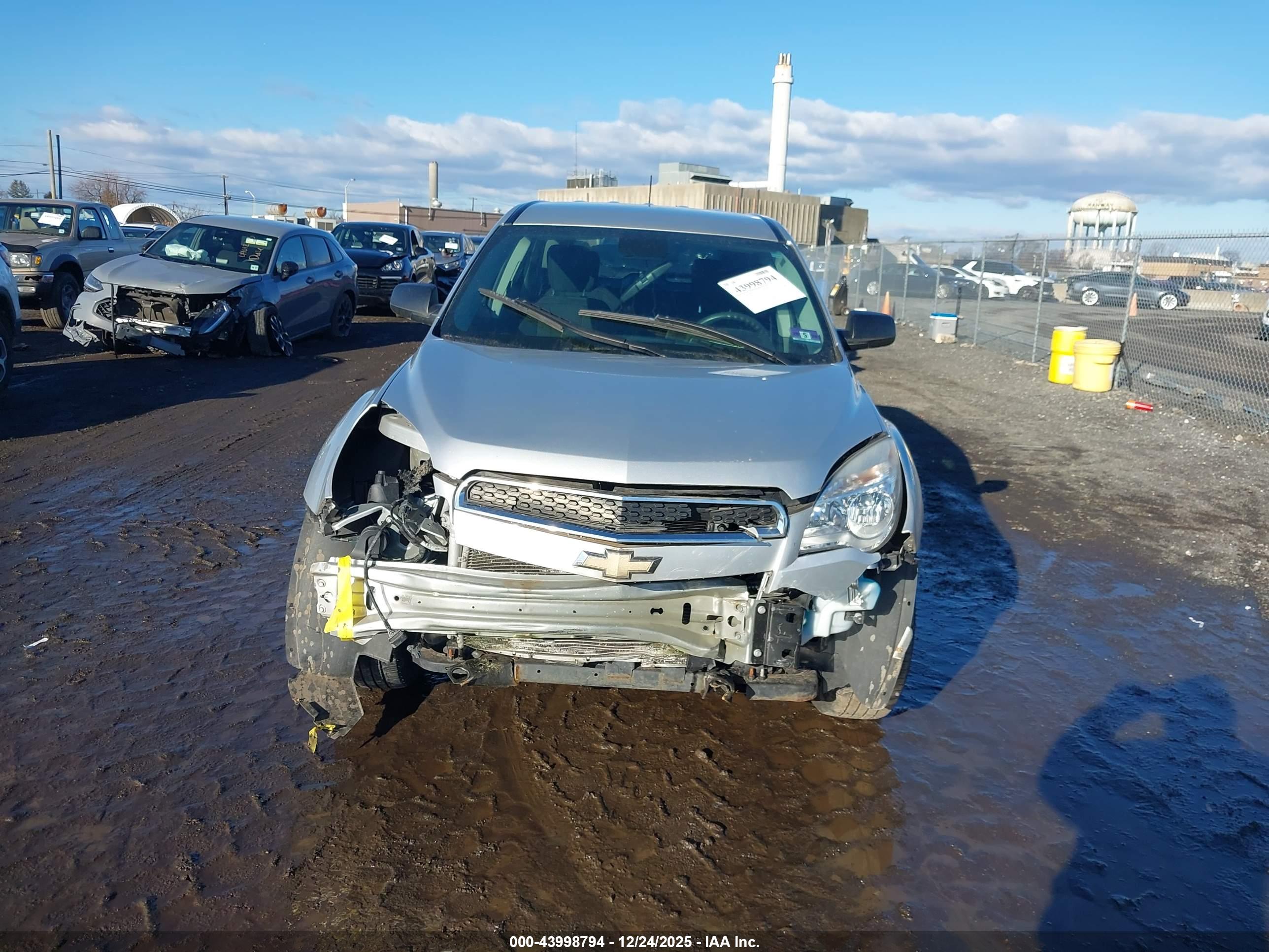 CHEVROLET EQUINOX image 6