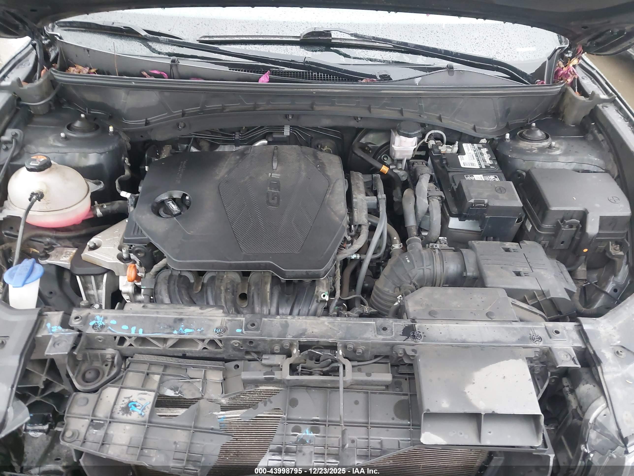 HYUNDAI TUCSON image 10