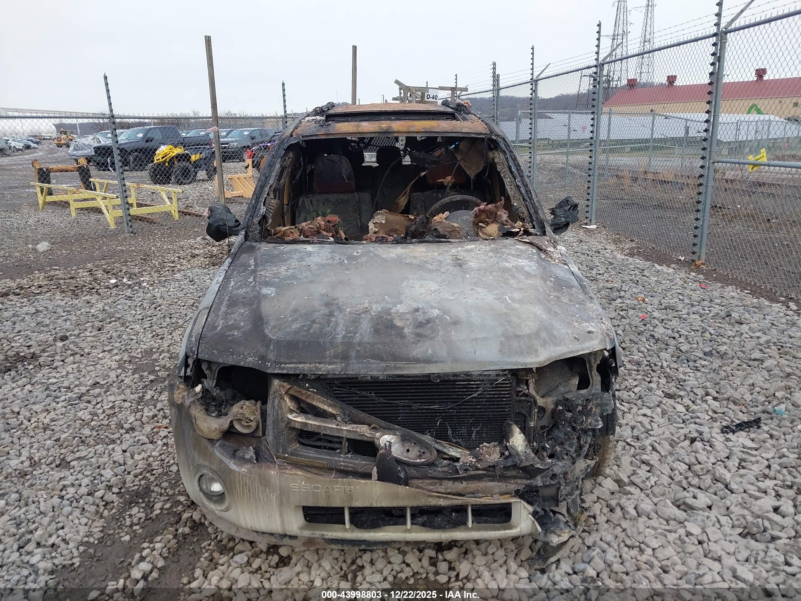 FORD ESCAPE image 6