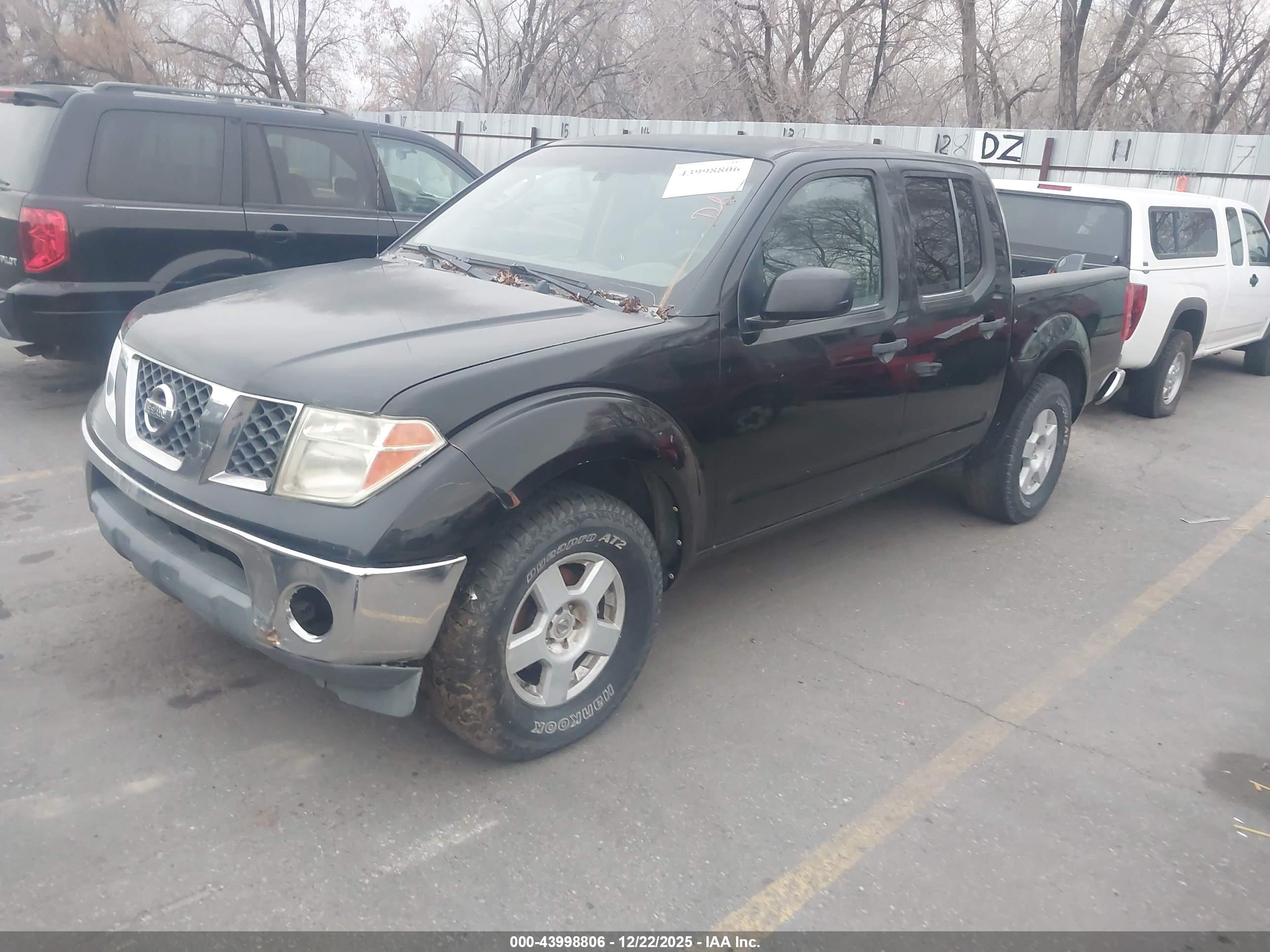 NISSAN FRONTIER image 2