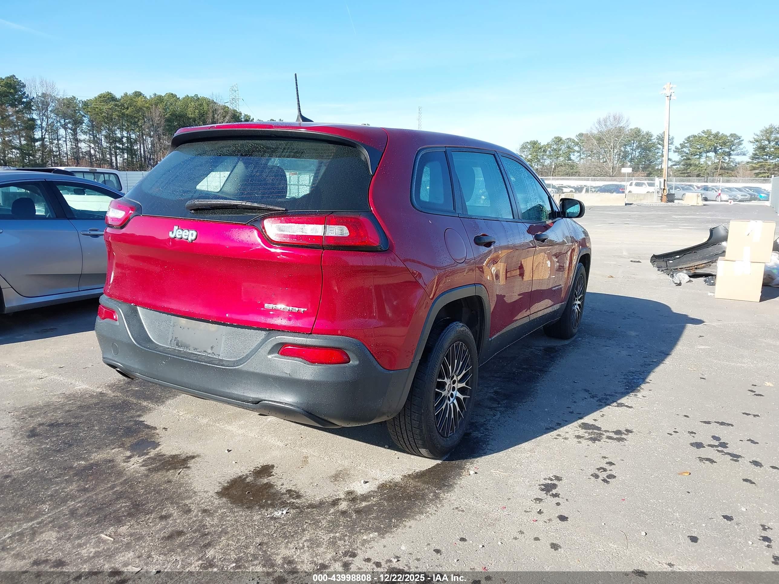 JEEP CHEROKEE image 4