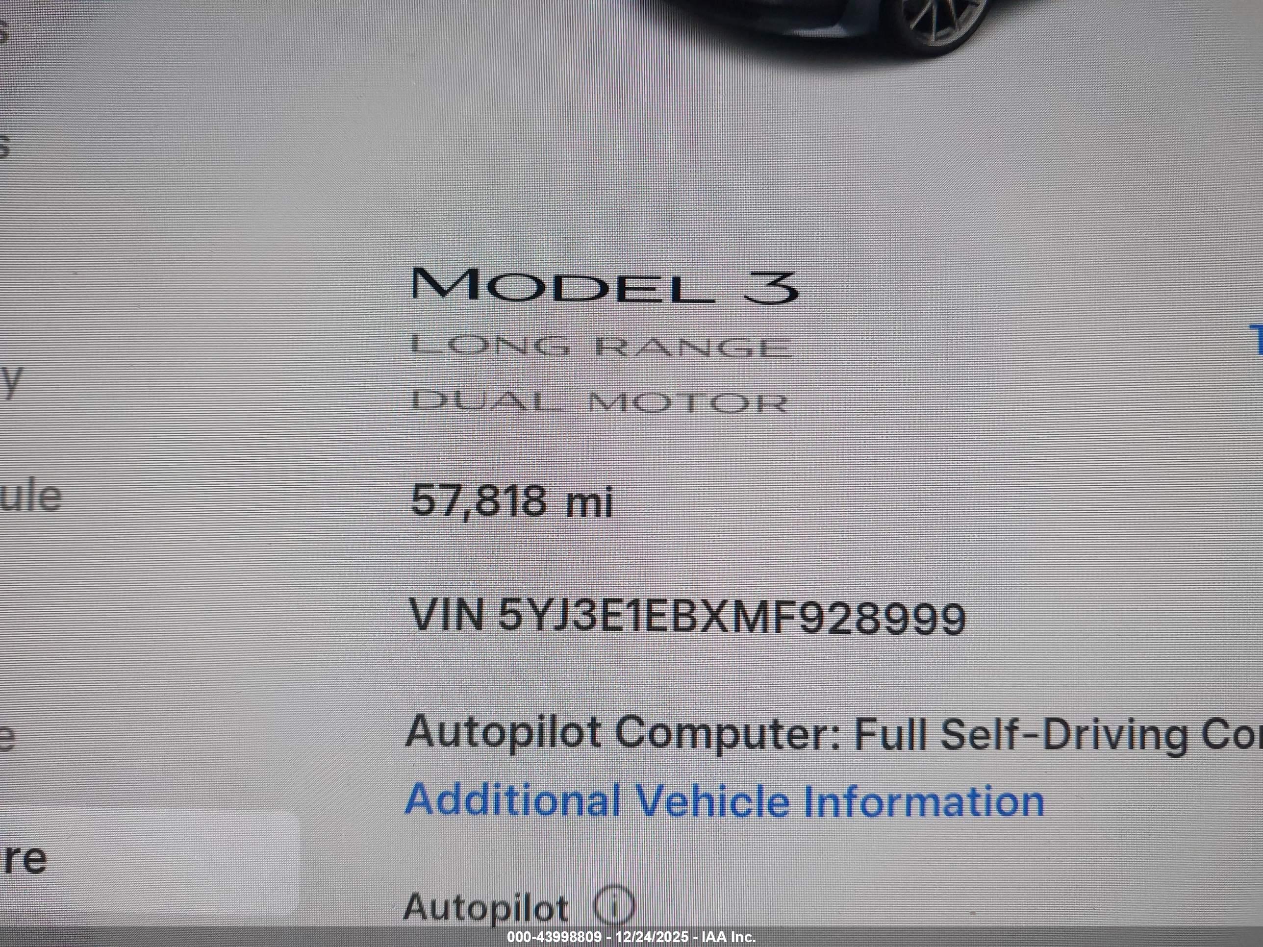 TESLA MODEL image 7
