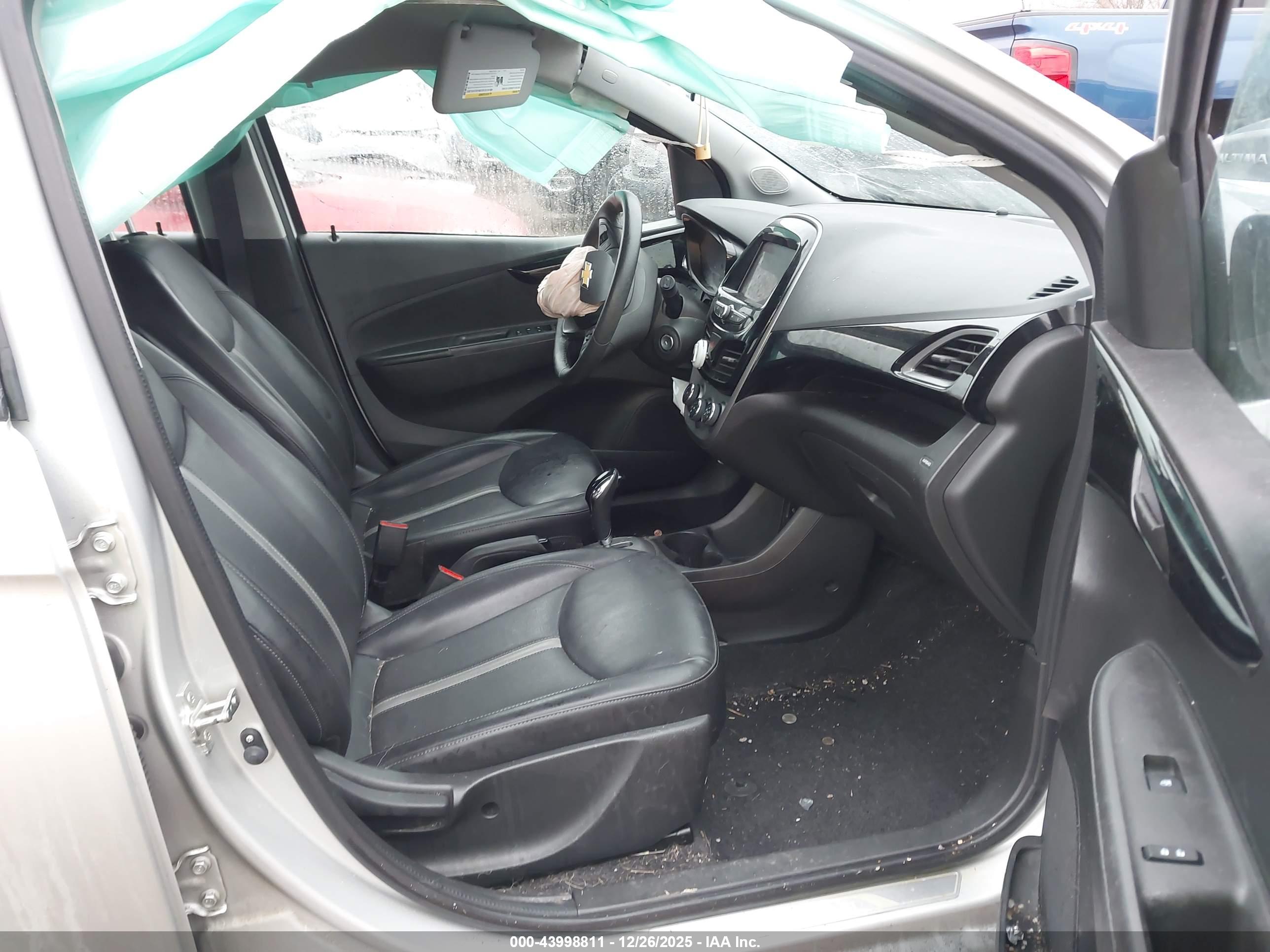 CHEVROLET SPARK image 5