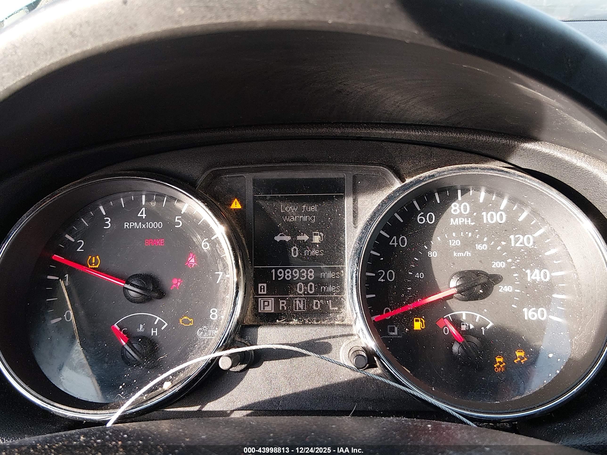 NISSAN ROGUE image 7