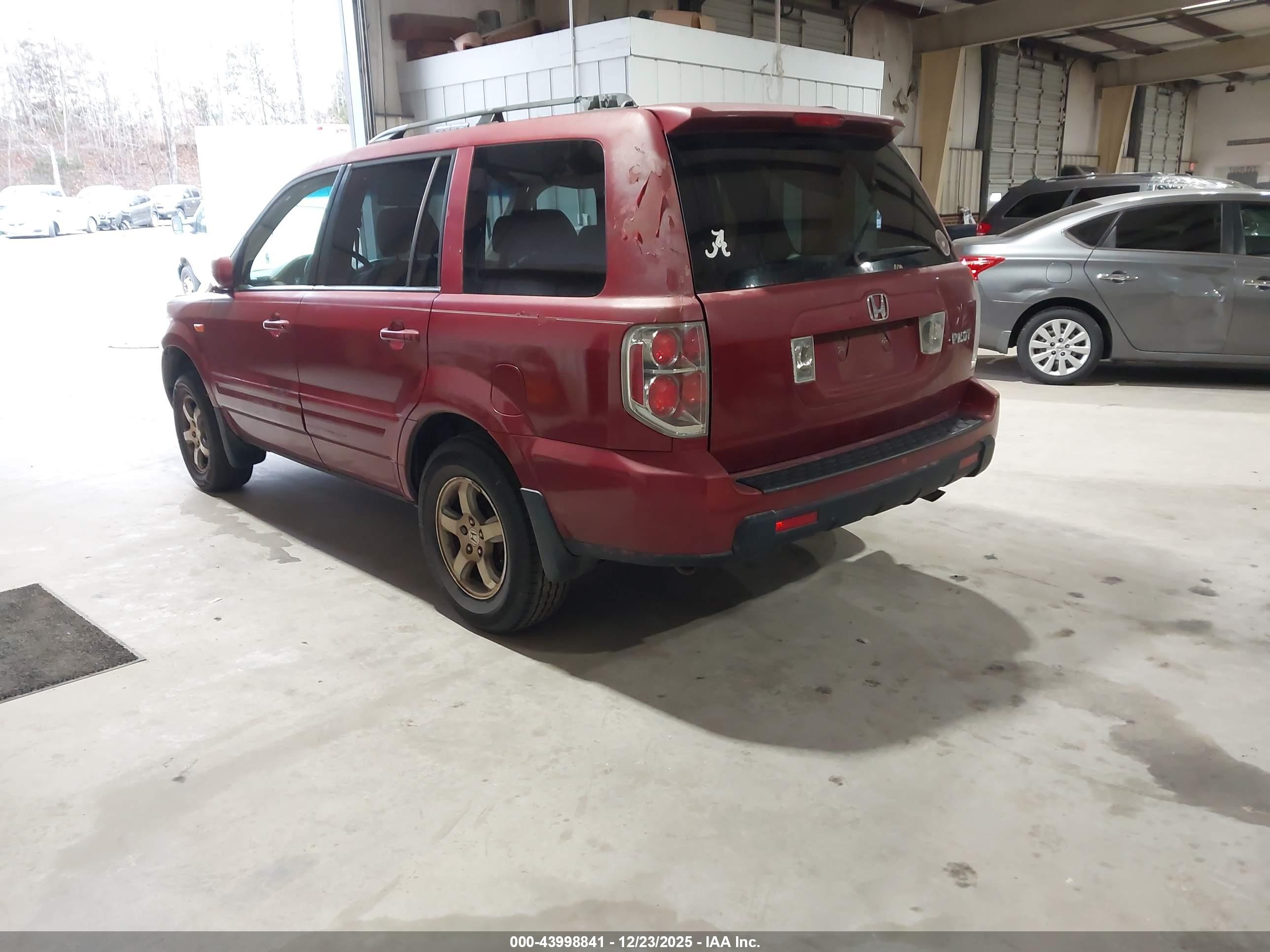 HONDA PILOT image 3