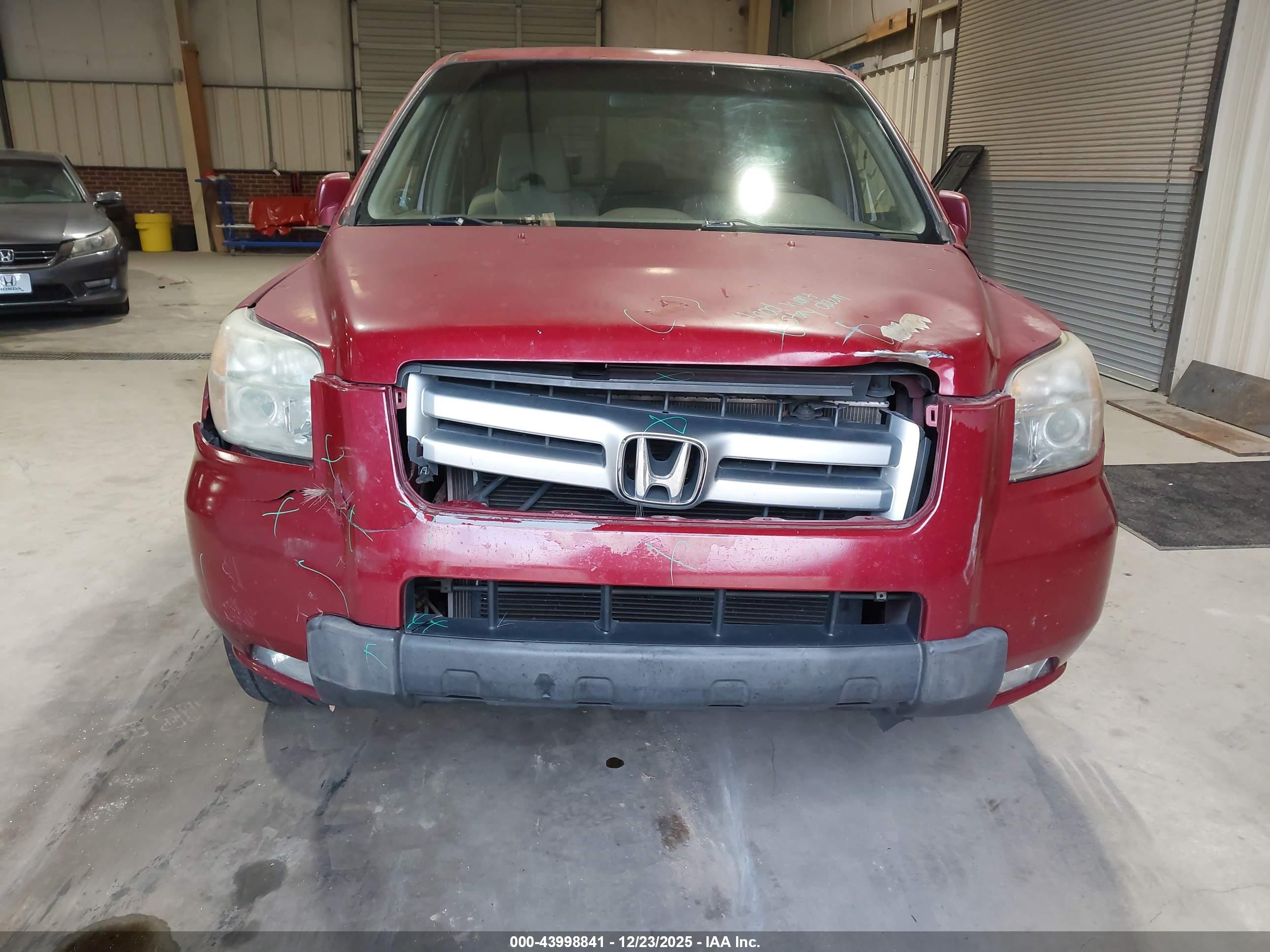 HONDA PILOT image 6