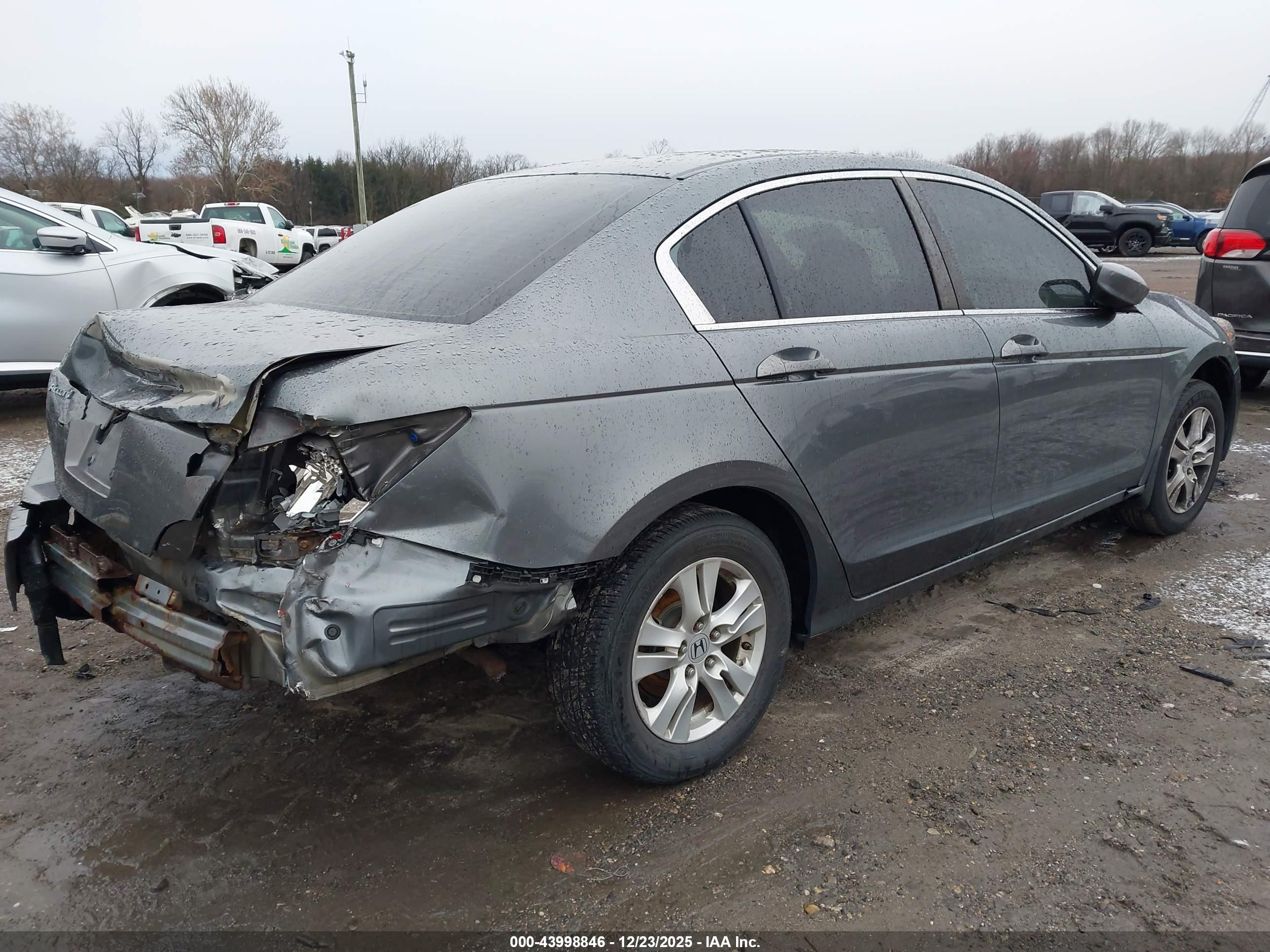 HONDA ACCORD image 4