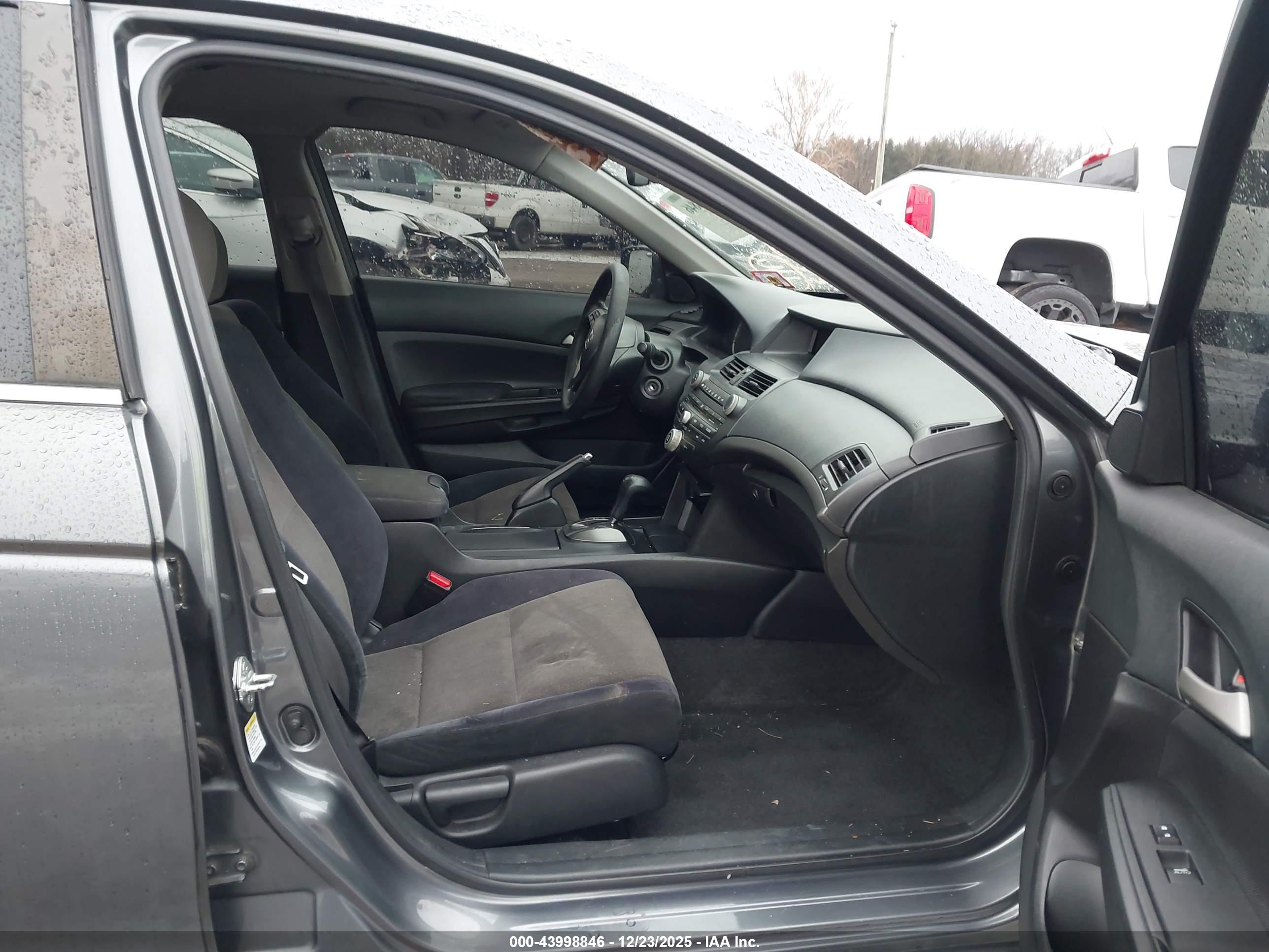 HONDA ACCORD image 5