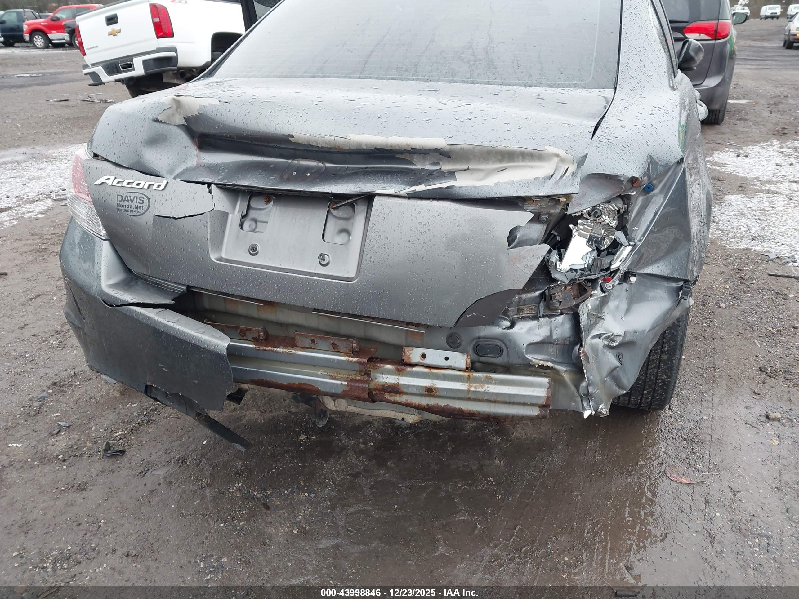 HONDA ACCORD image 6