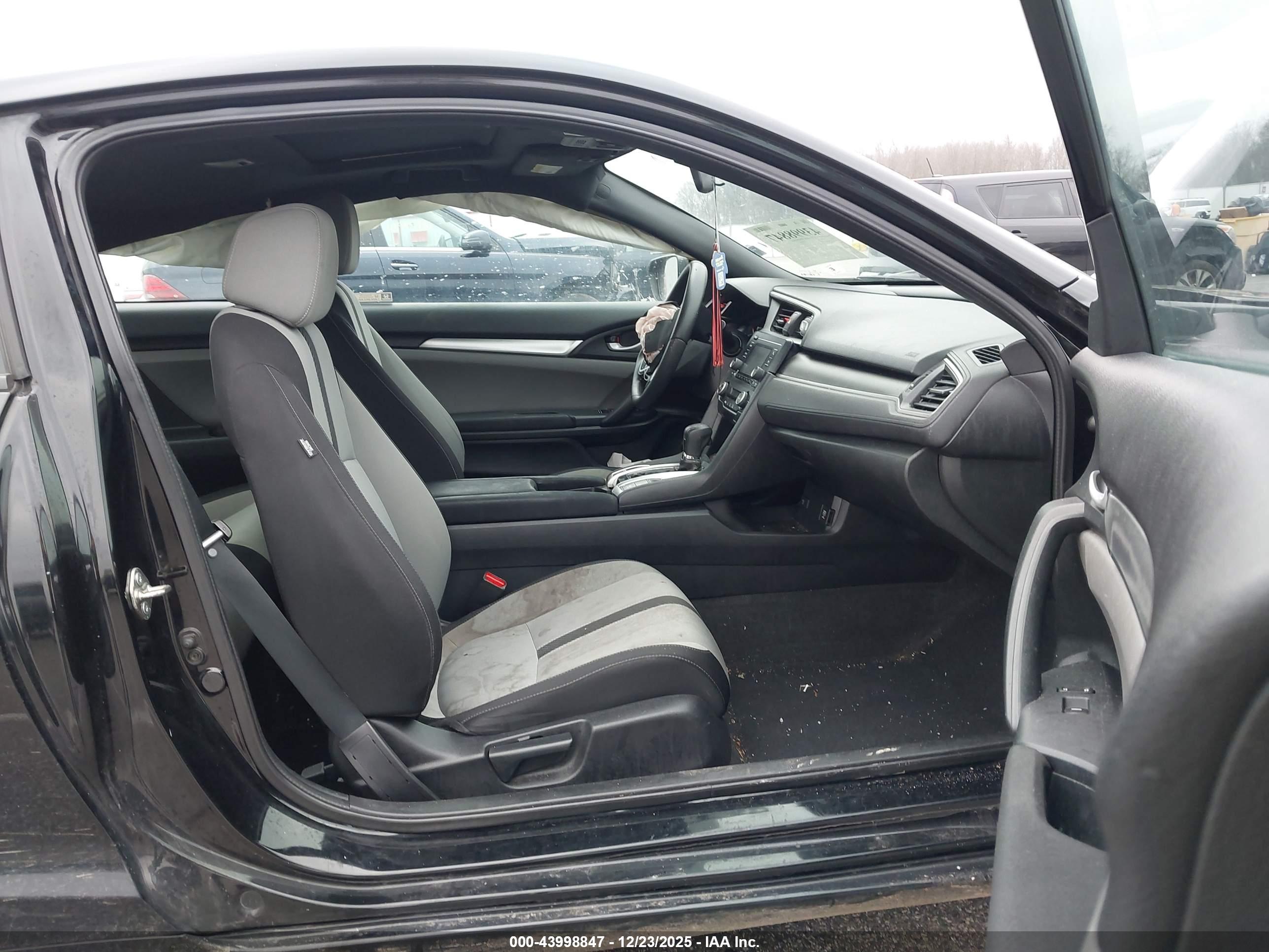 HONDA CIVIC image 5