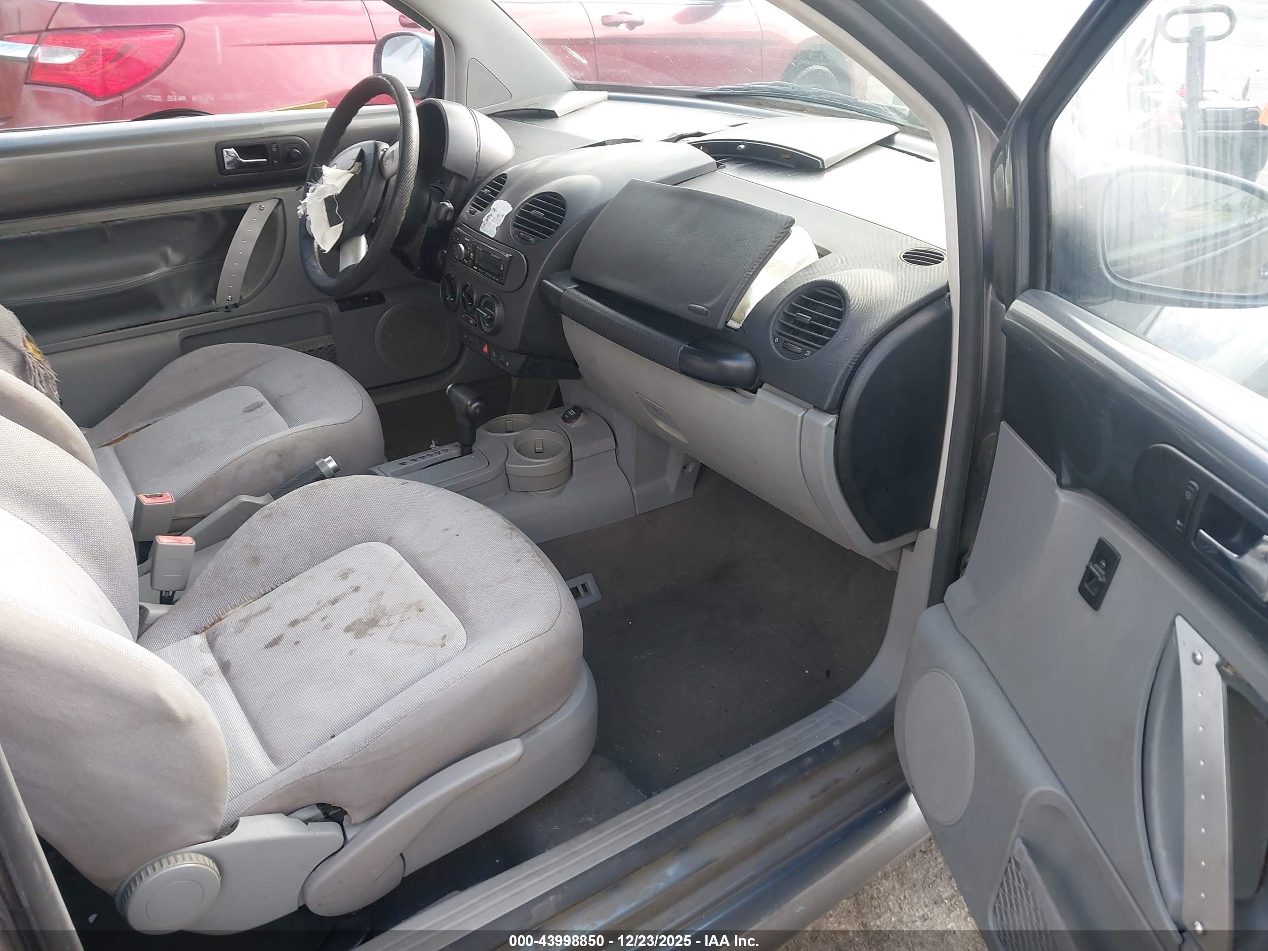 VOLKSWAGEN NEW image 5