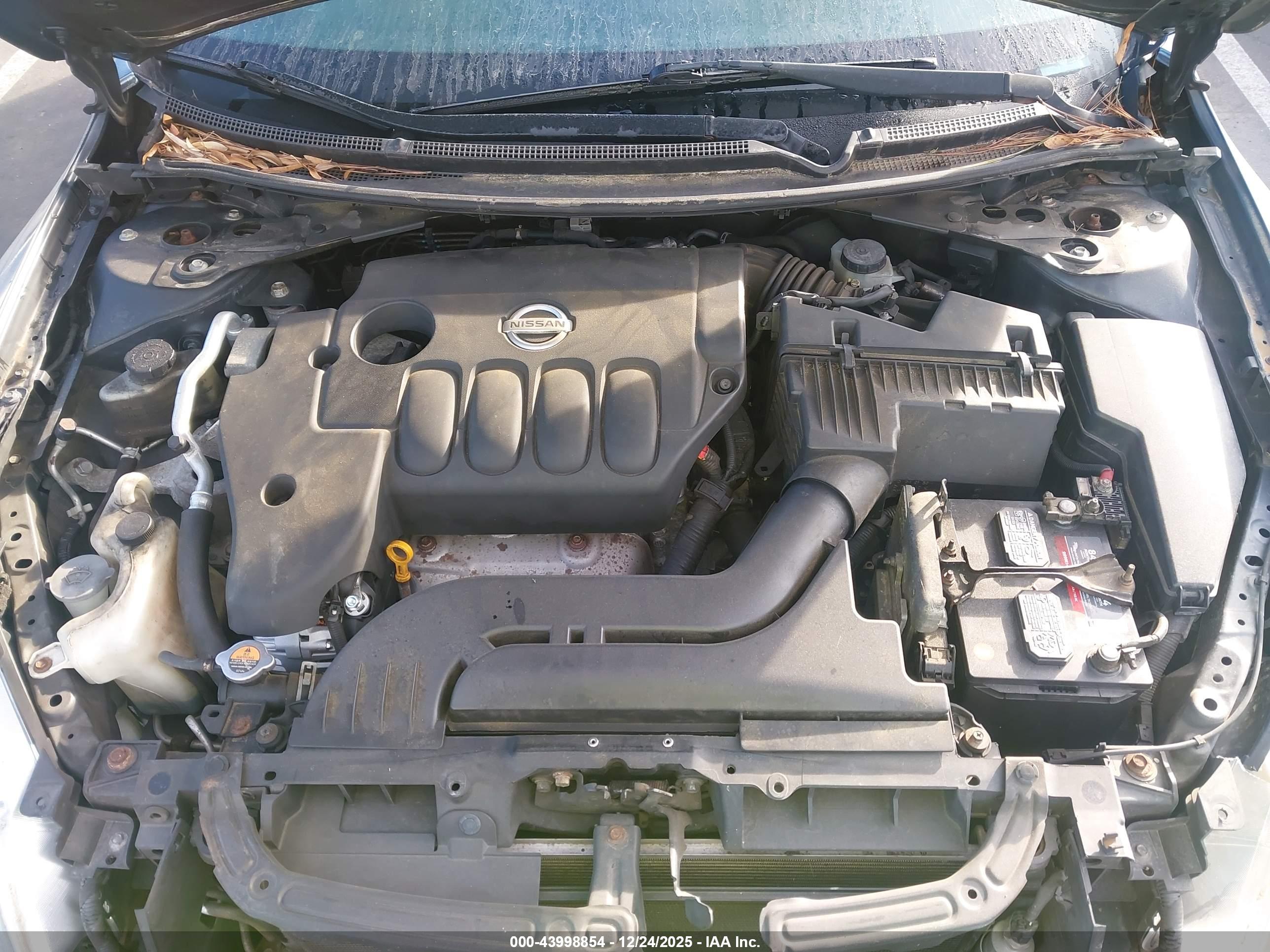NISSAN ALTIMA image 10