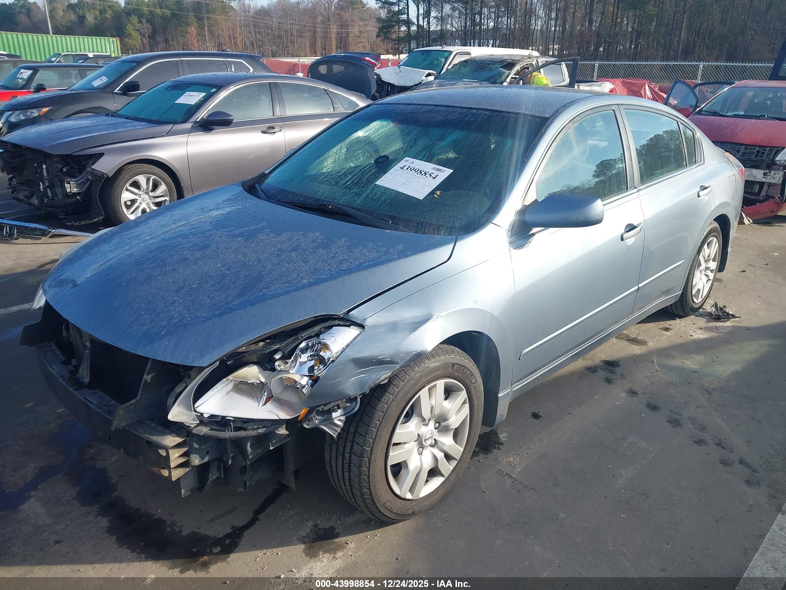 NISSAN ALTIMA image 2