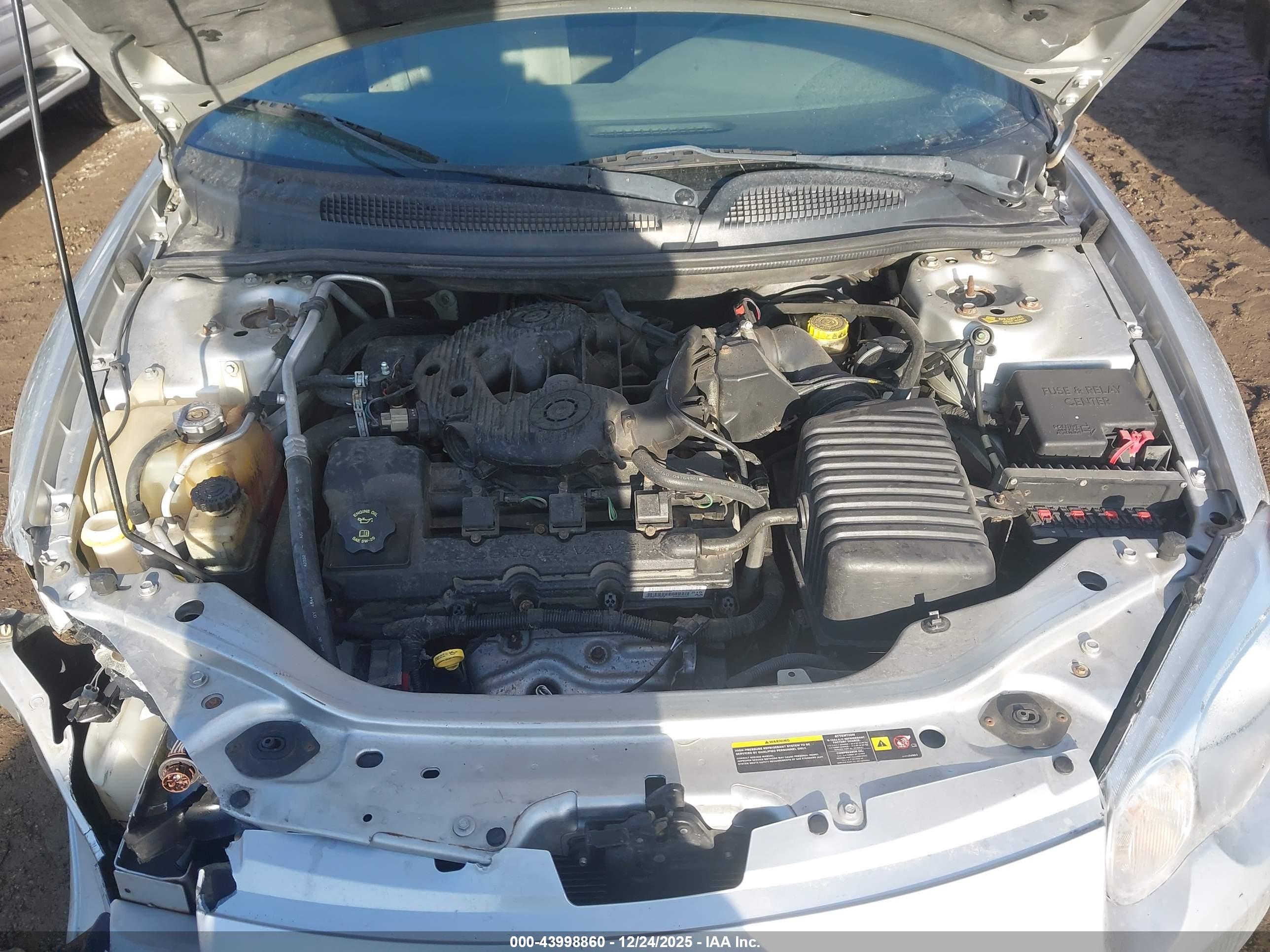 CHRYSLER SEBRING image 10