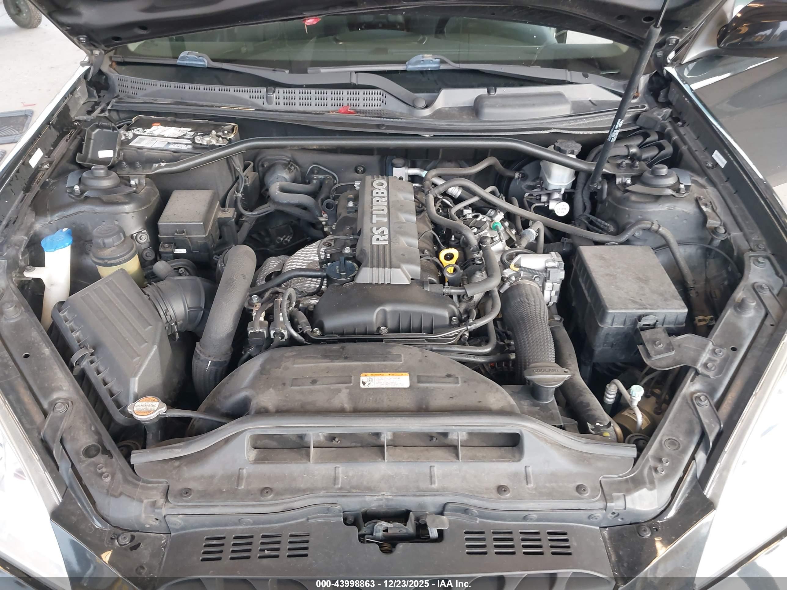 HYUNDAI GENESIS image 10