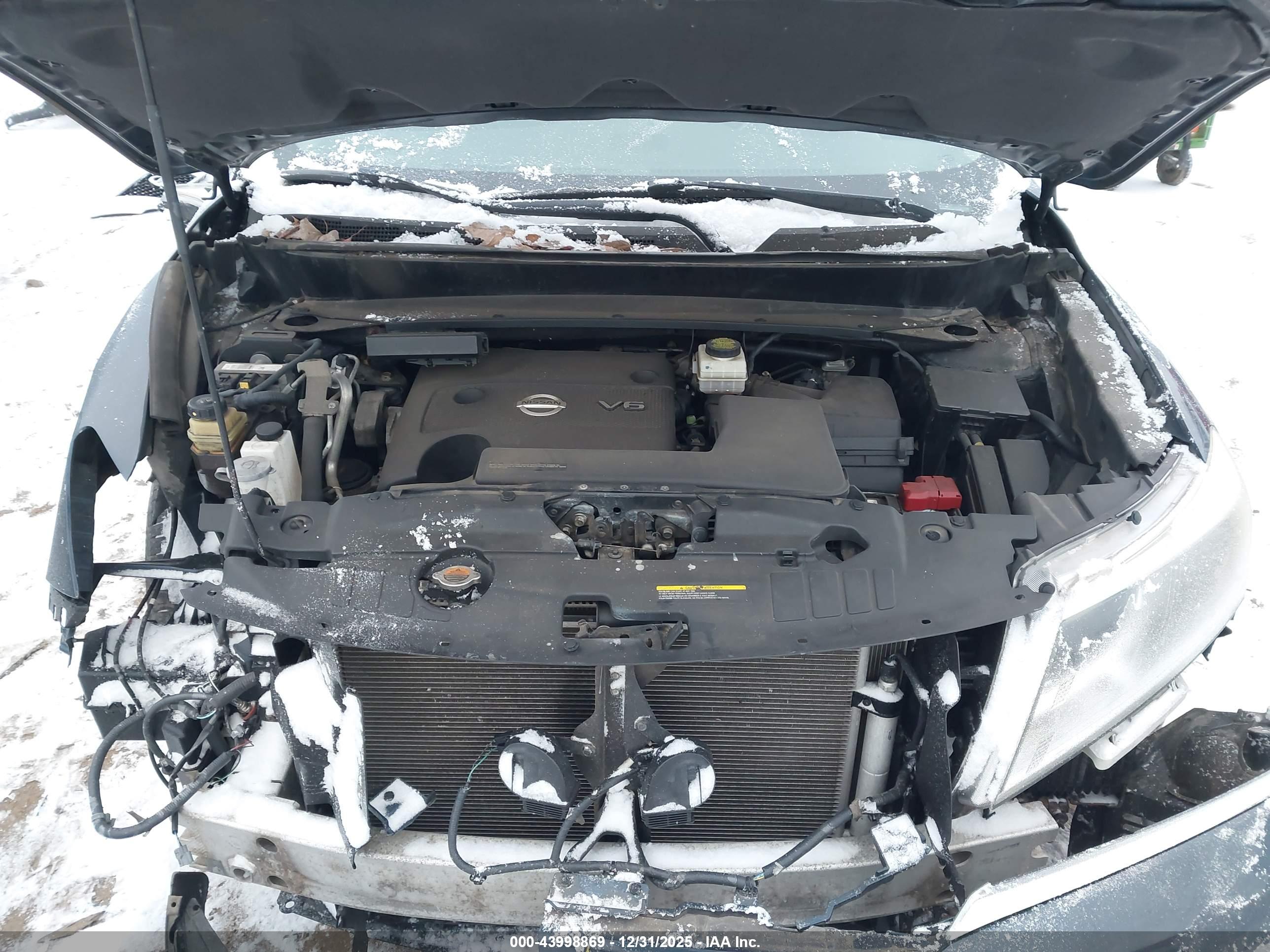 NISSAN PATHFINDER image 10