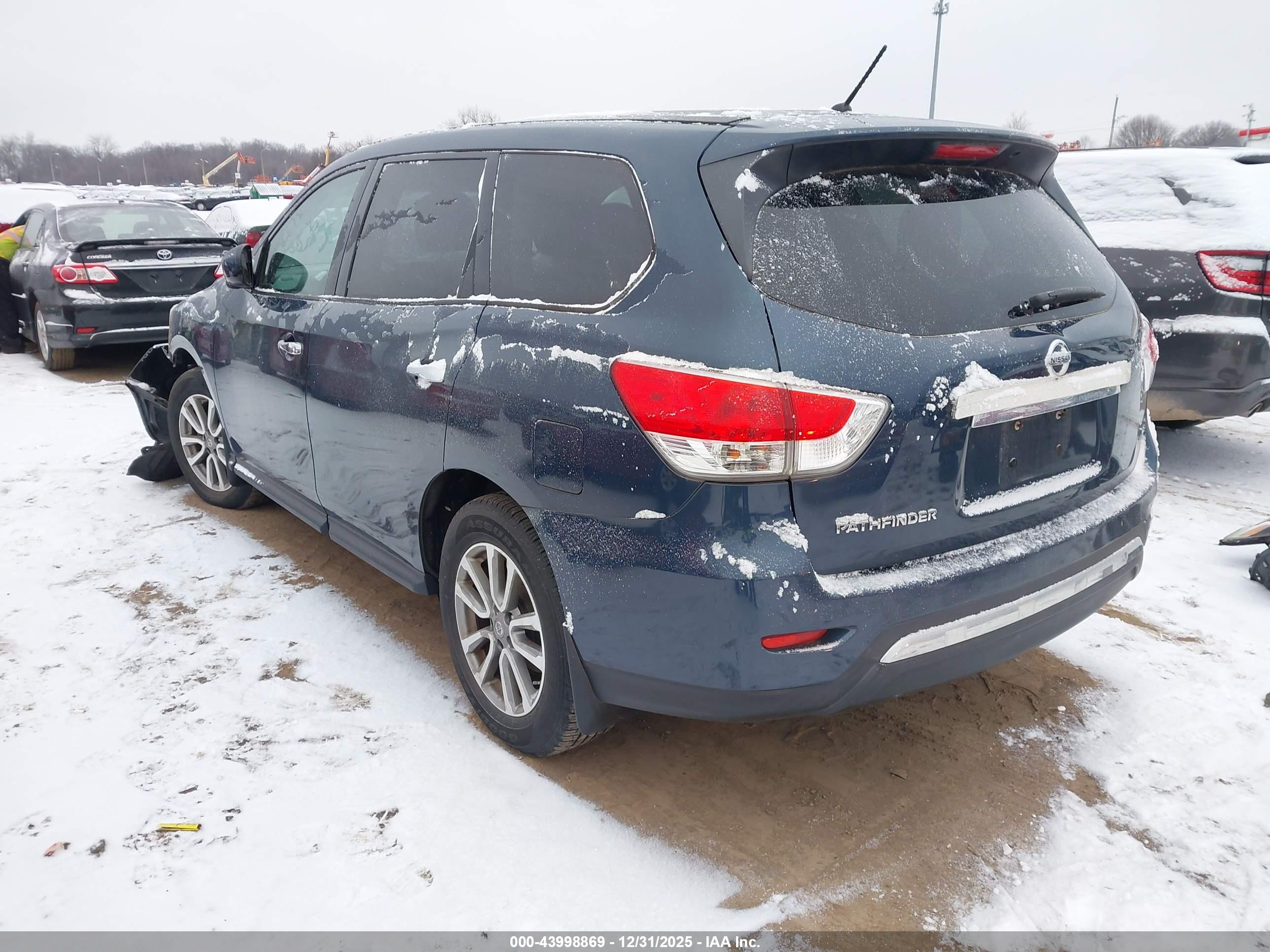 NISSAN PATHFINDER image 3
